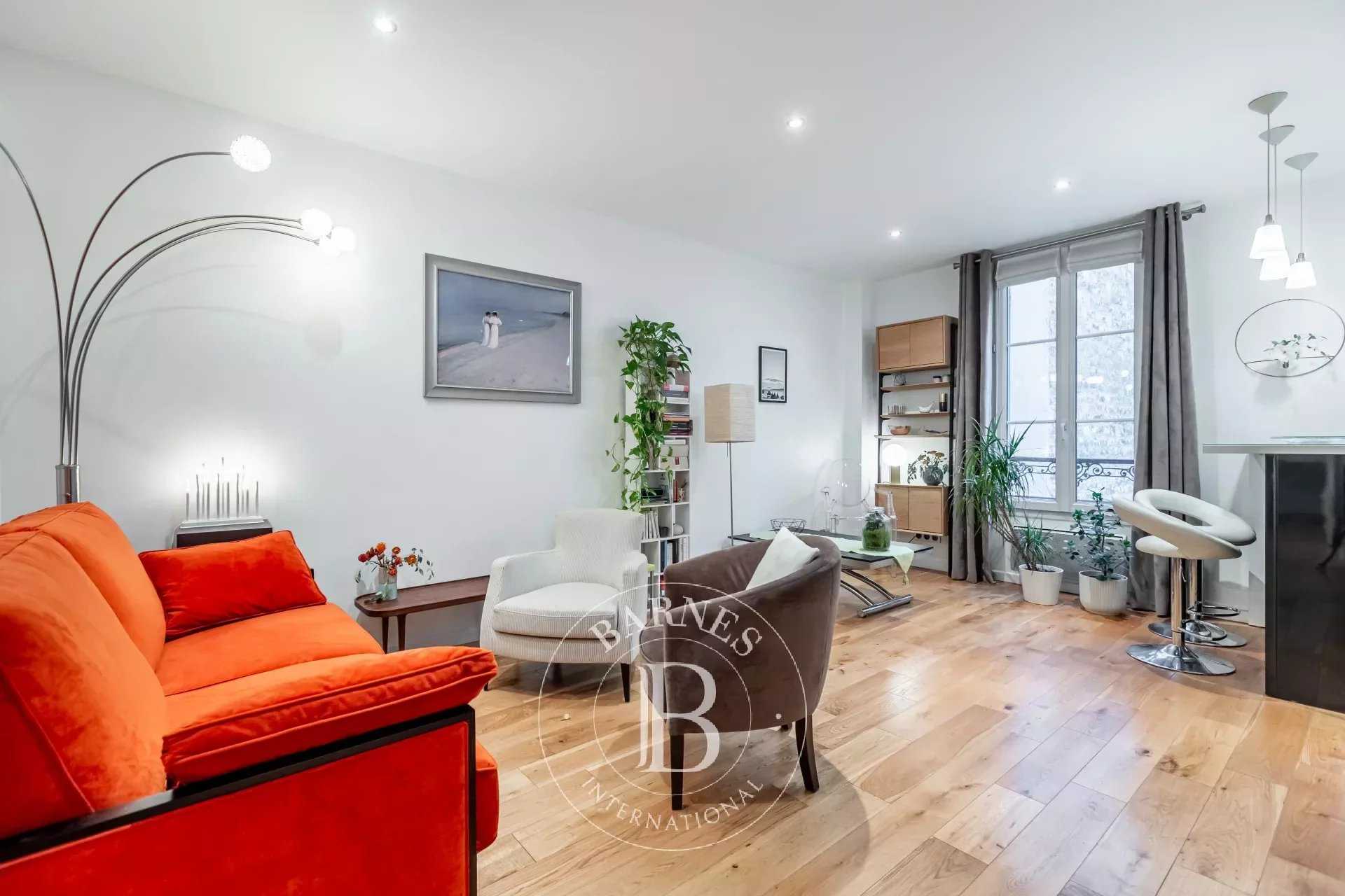 Apartment Paris 75017  -  ref 83721607 (picture 1)