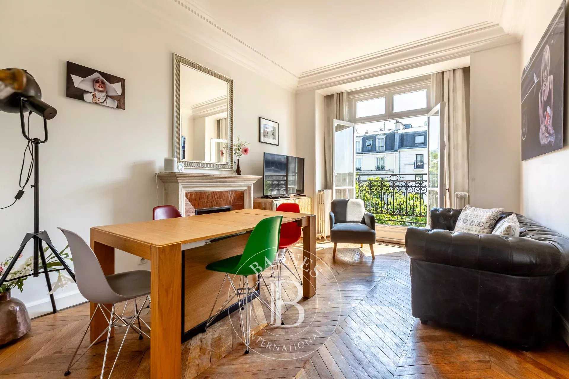 Apartment Paris 75017  -  ref 85999399 (picture 1)
