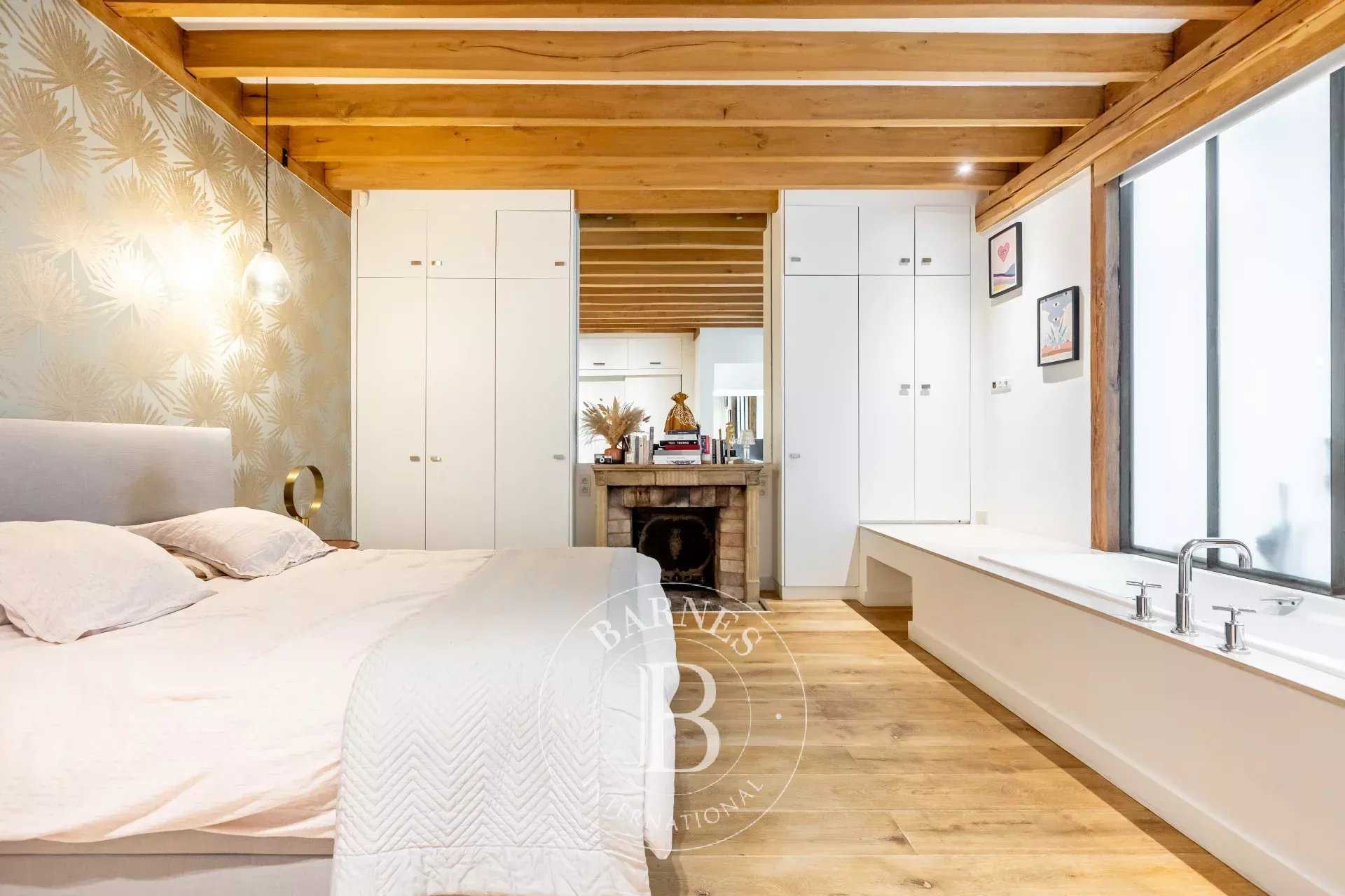 Apartment Paris 75017  -  ref 86890427 (picture 1)