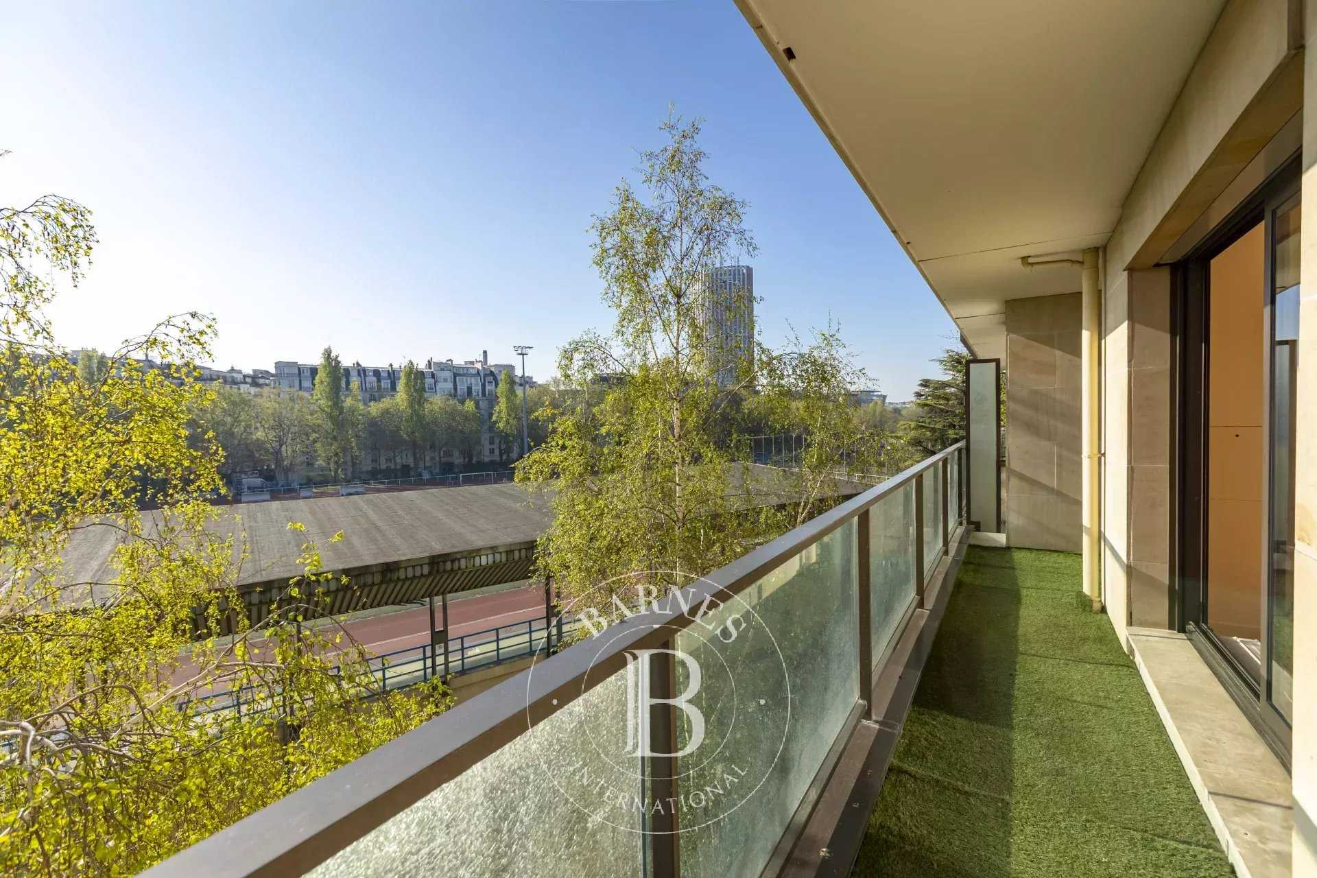 Apartment Paris 75017  -  ref 85796836 (picture 2)