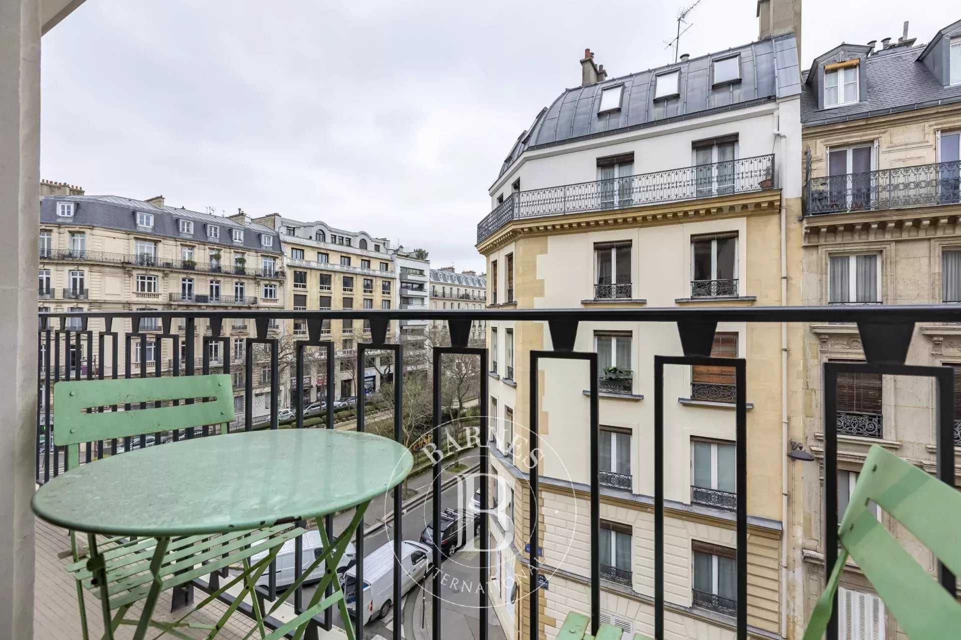 Apartment Paris 75017  -  ref 85626196 (picture 2)