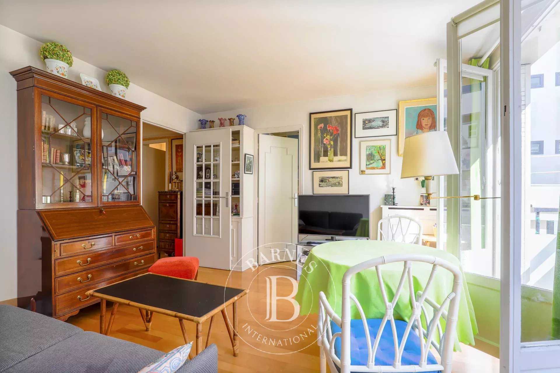Appartement Paris 75017  -  ref 85998148 (picture 1)