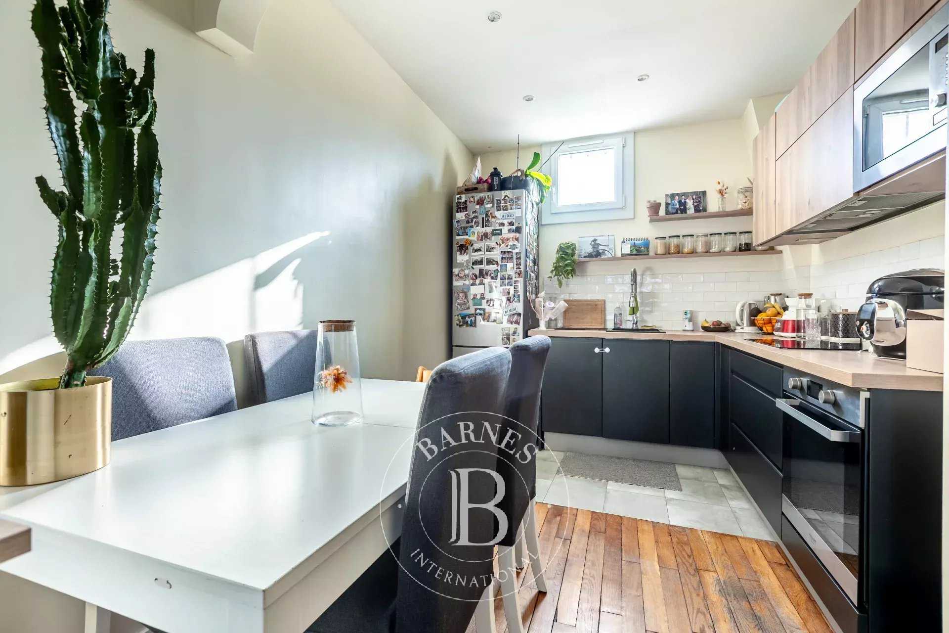 Apartment Paris 75017  -  ref 86350710 (picture 1)