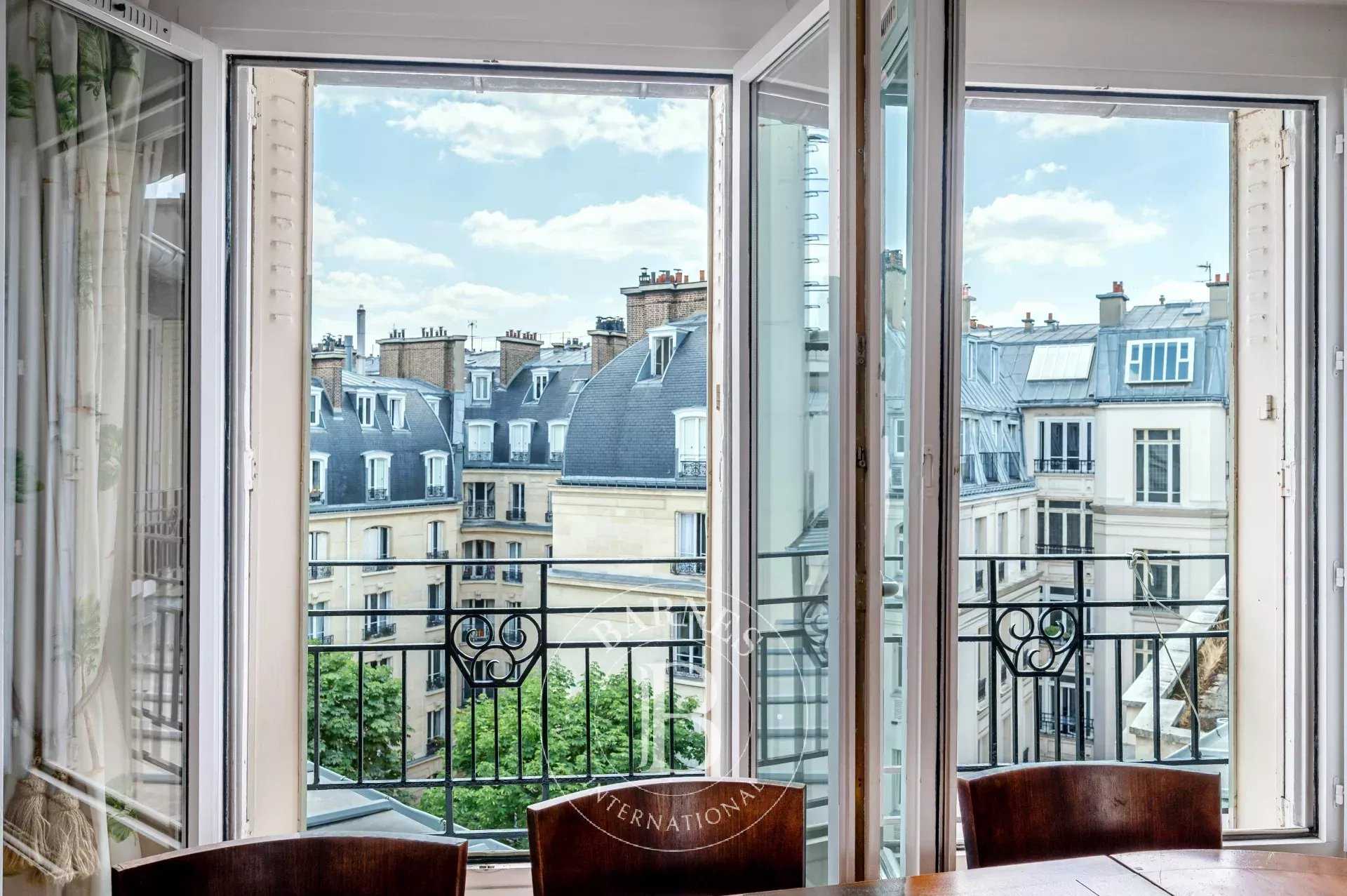 Apartment Paris 75017  -  ref 86001102 (picture 1)