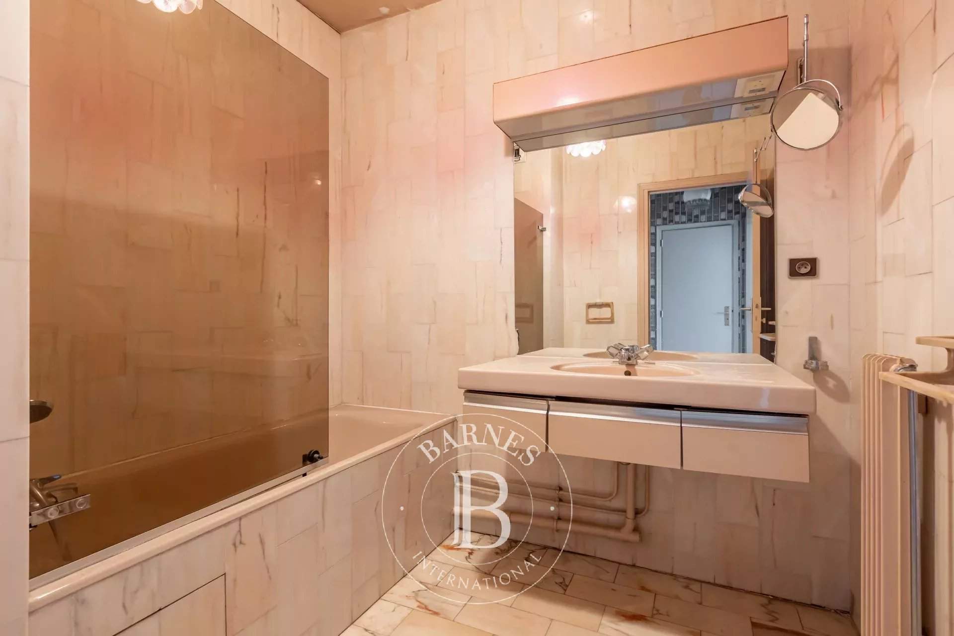 Paris  - Appartement  - picture 13