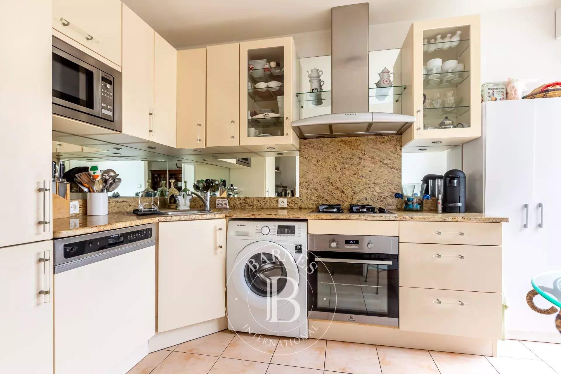 Paris  - Appartement 2 Pi&egrave;ces, 1 Chambre - picture 6