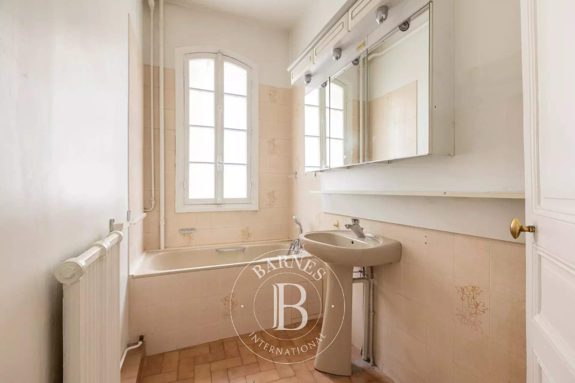 Paris  - Apartment 2 Bedrooms - picture 6