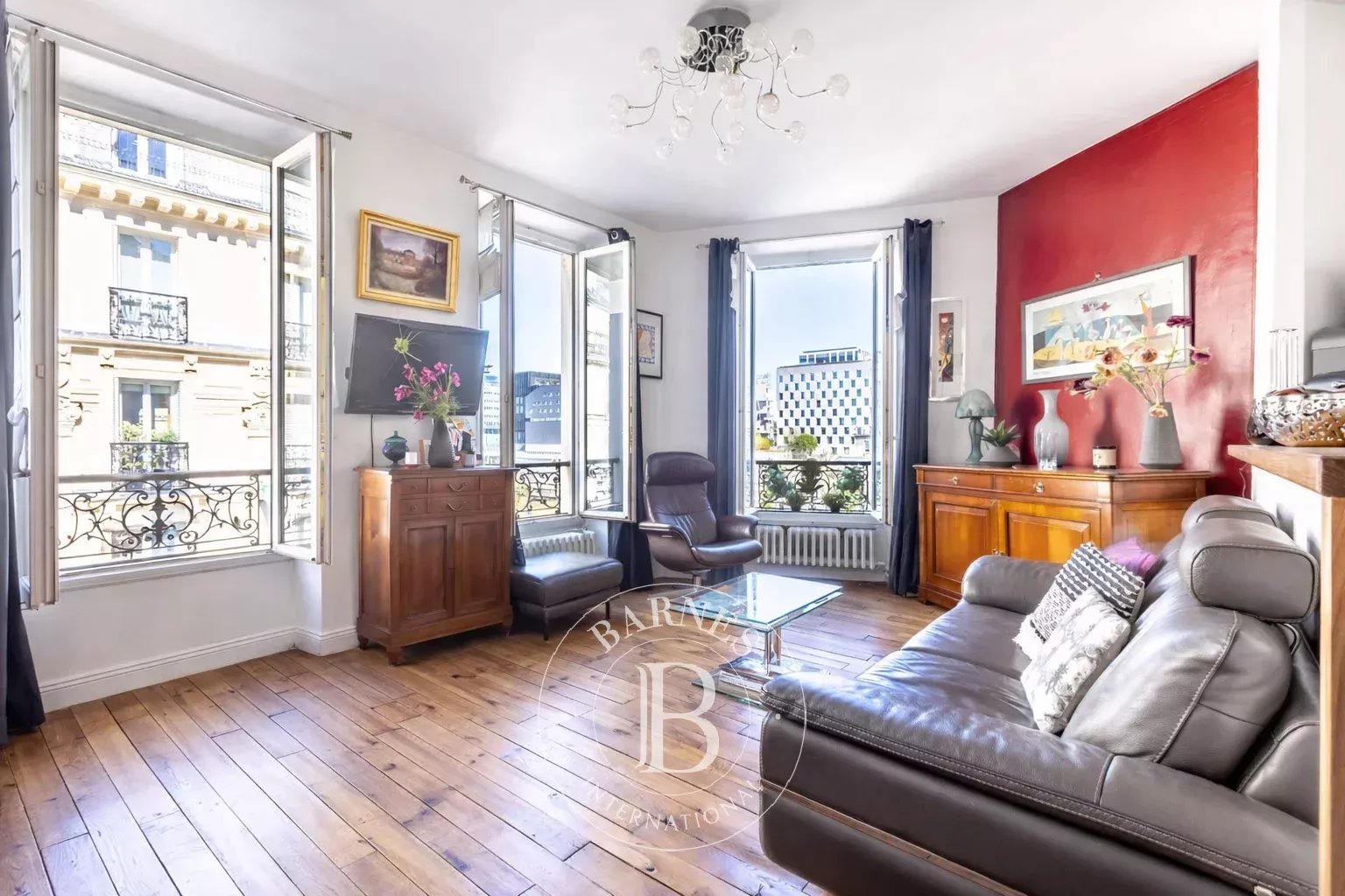 Paris  - Appartement 3 Pi&egrave;ces 2 Chambres - picture 1