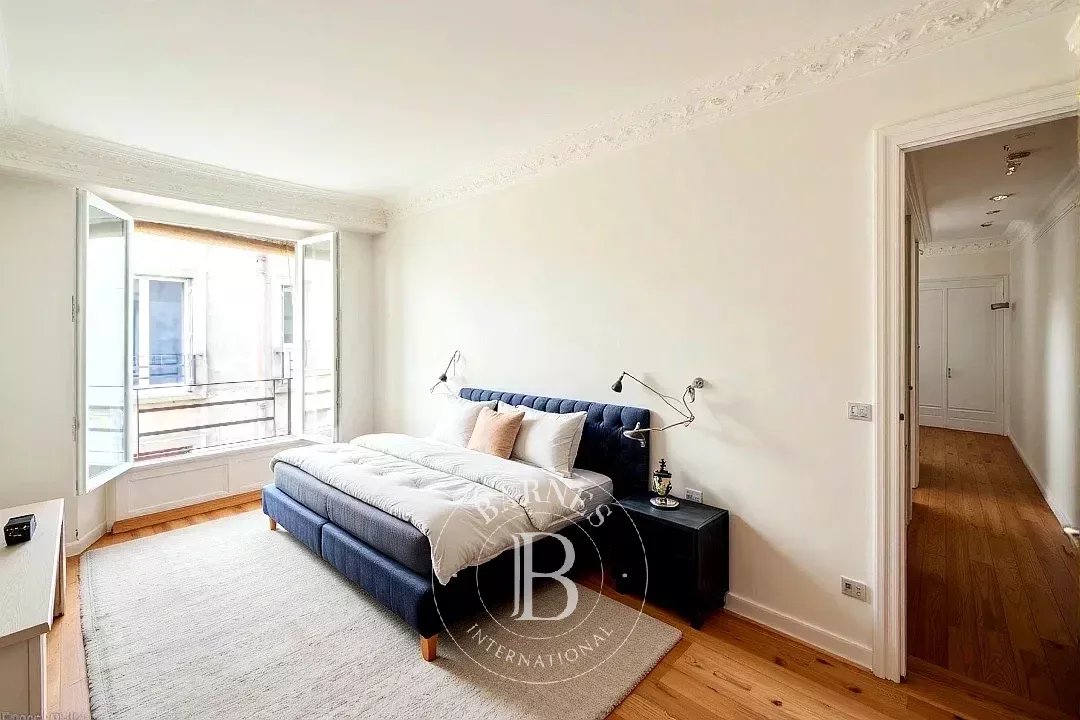 Paris  - Apartment 2 Bedrooms - picture 8