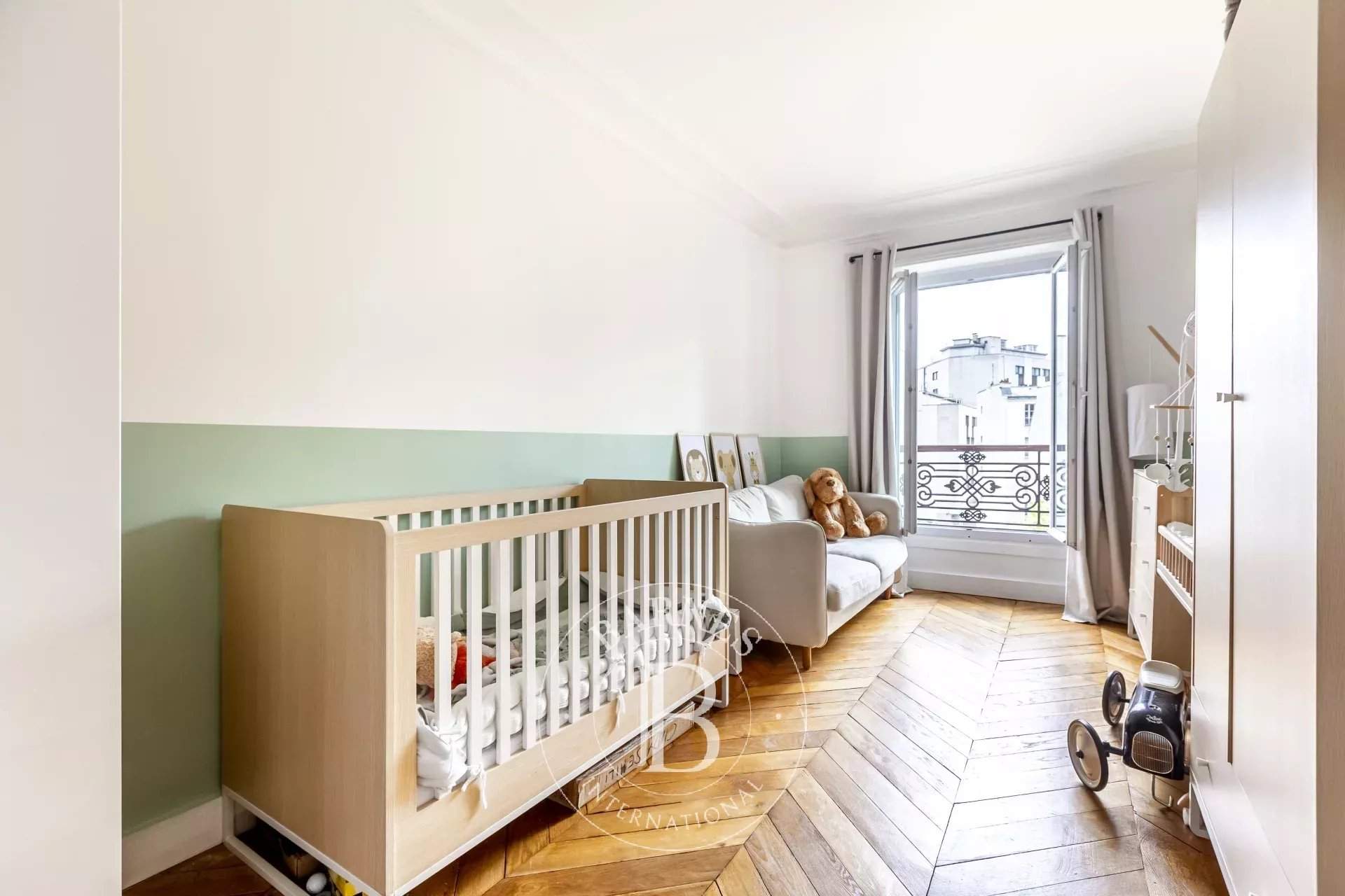 Paris  - Apartment 2 Bedrooms - picture 12