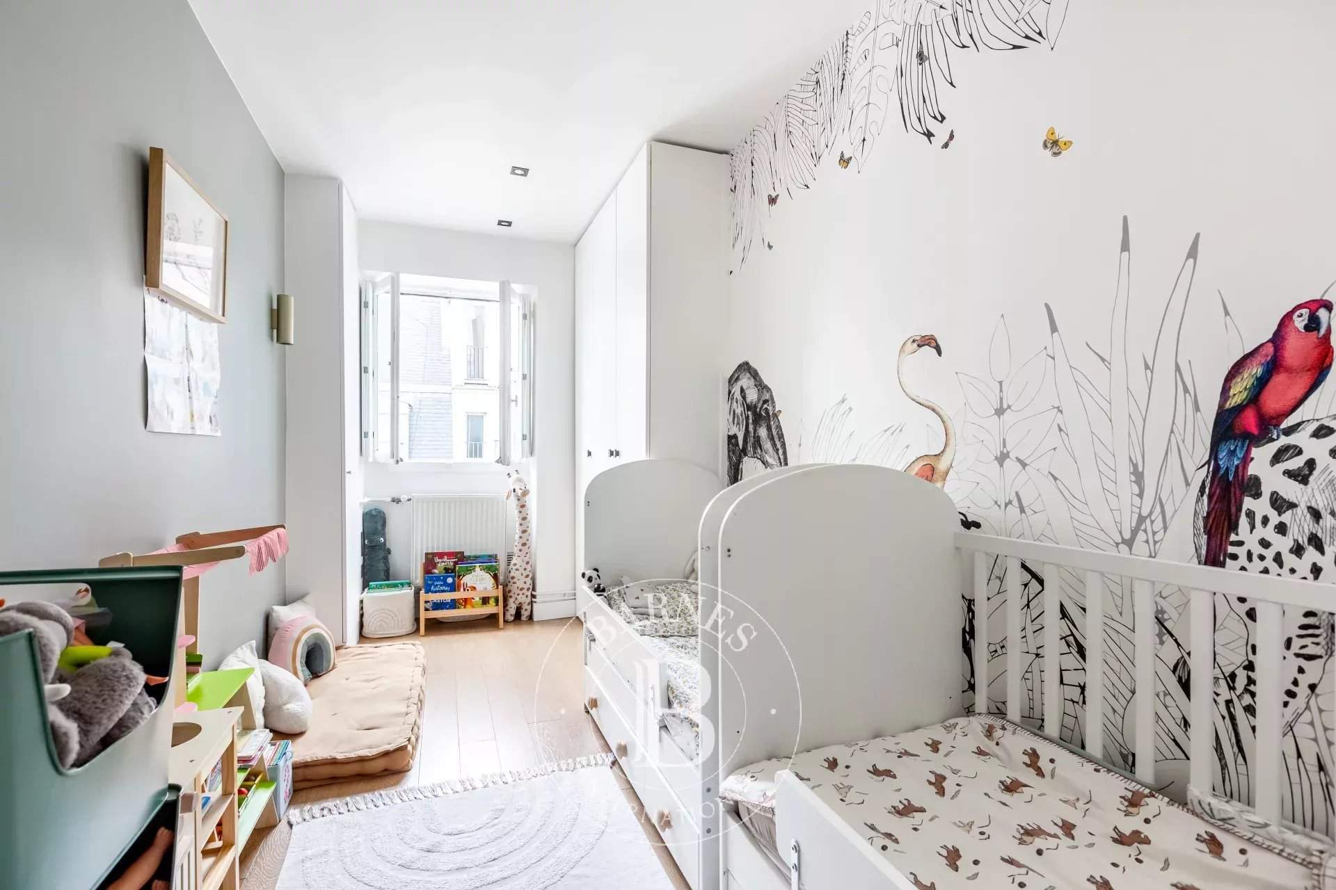 Paris  - Apartment 3 Bedrooms - picture 12