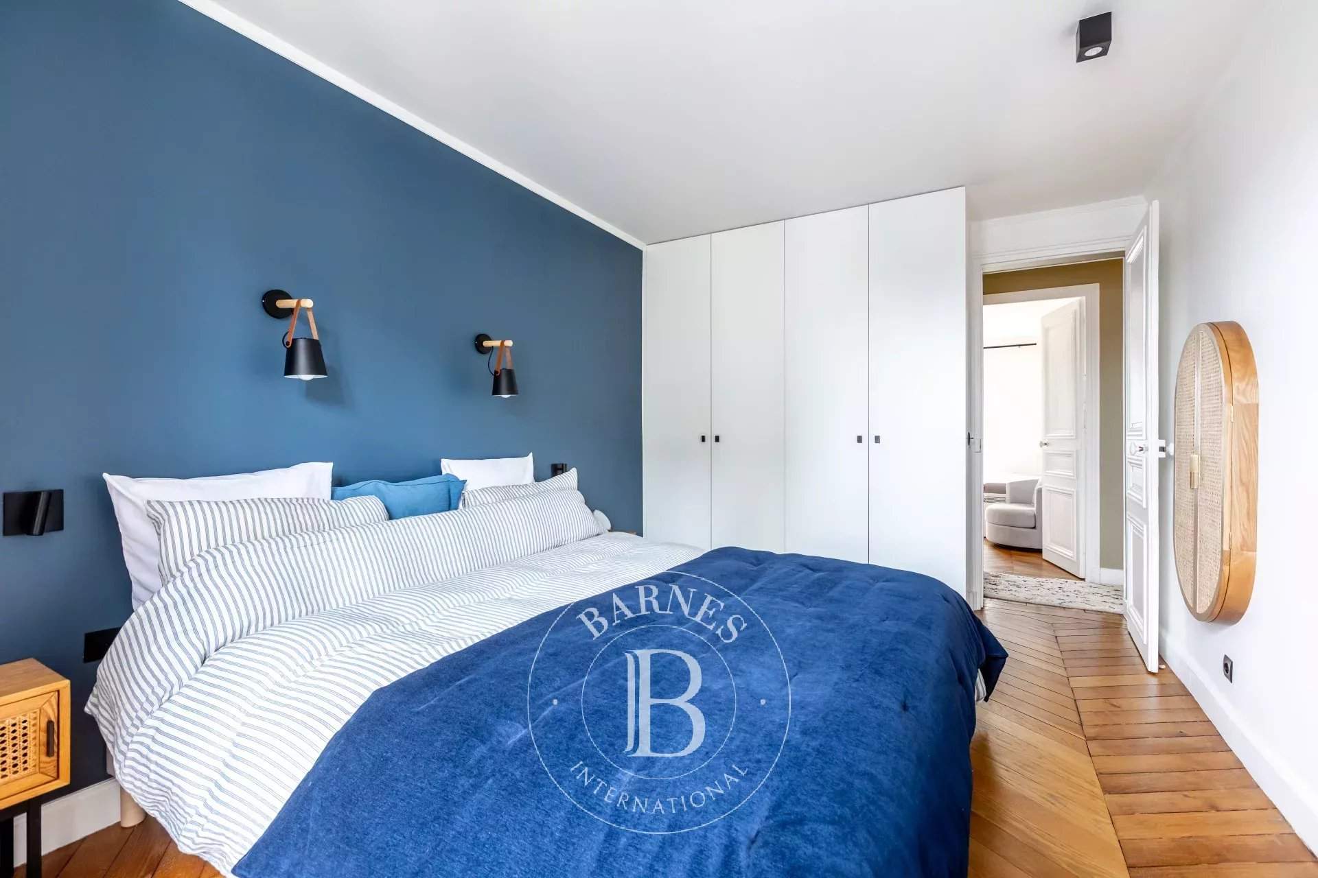 Paris  - Apartment 3 Bedrooms - picture 11