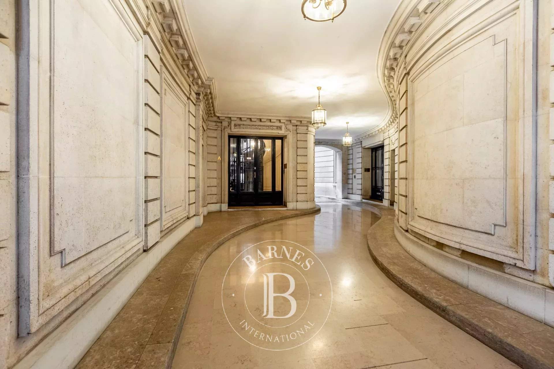 Paris  - Appartement 3 Pi&egrave;ces 2 Chambres - picture 17