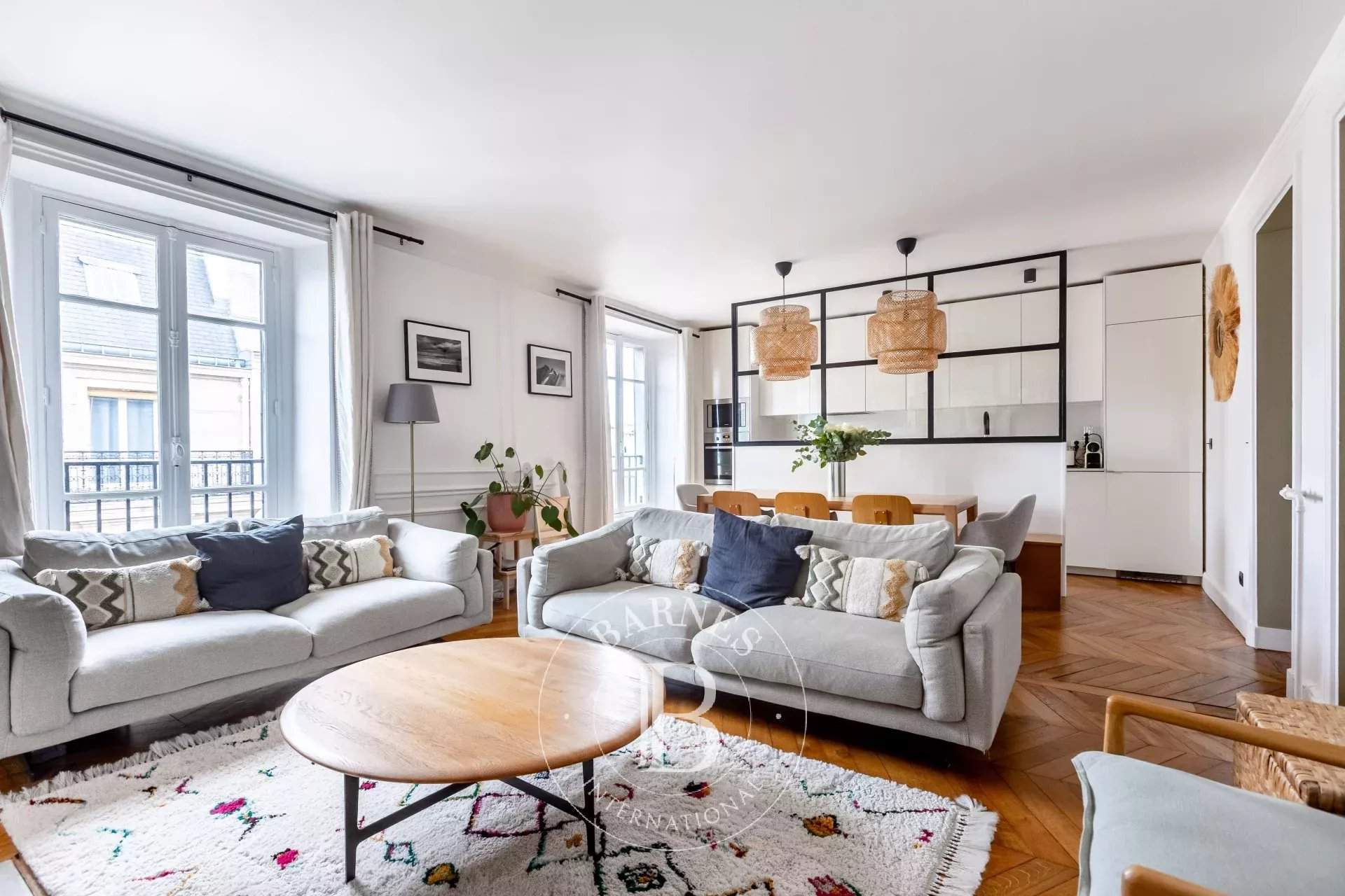 Paris  - Apartment 3 Bedrooms - picture 1