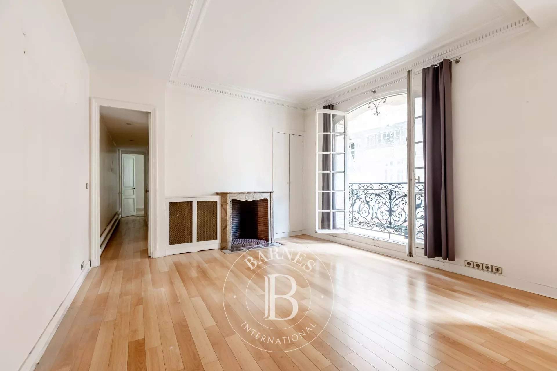 Paris  - Apartment 2 Bedrooms - picture 1