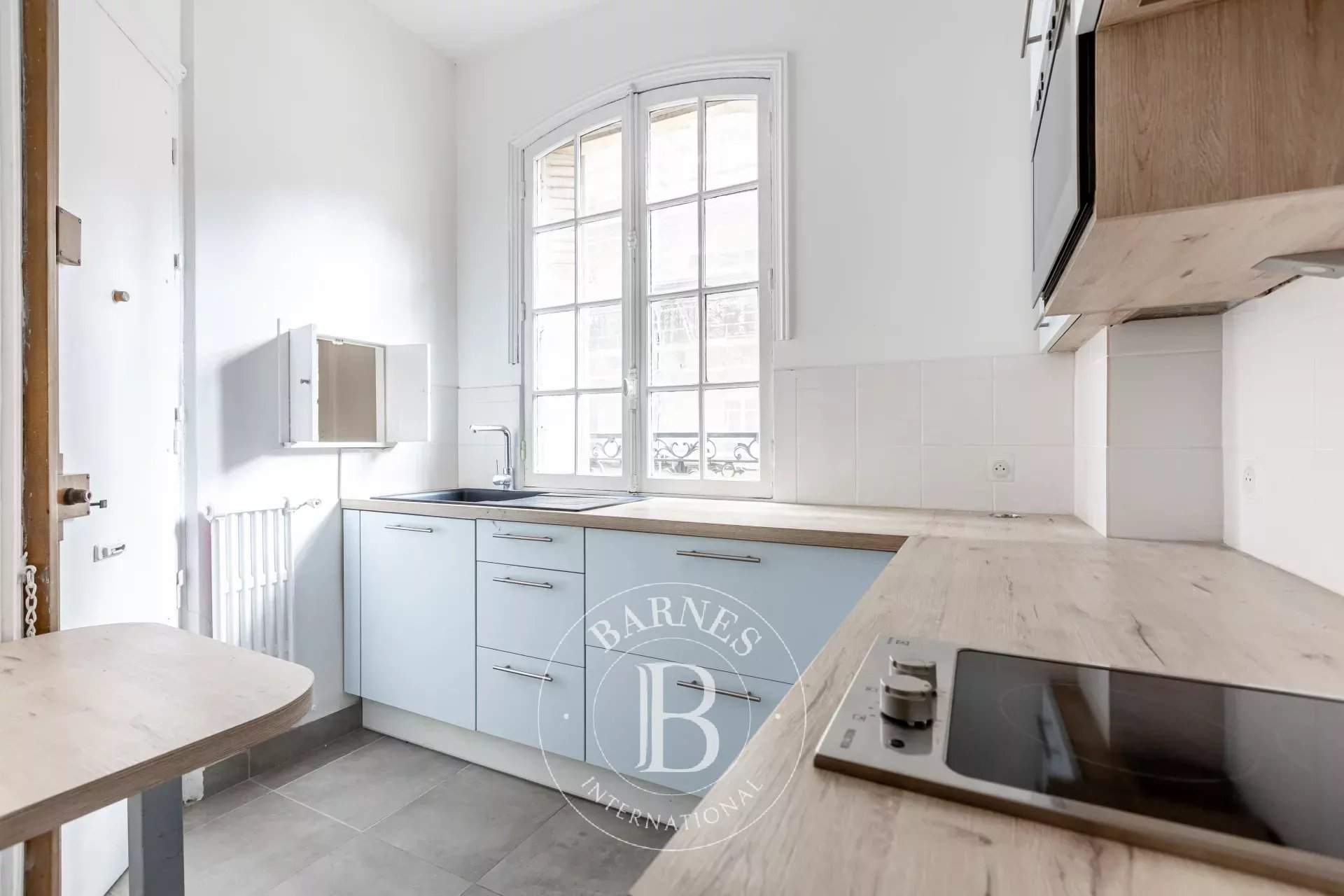 Paris  - Apartment 2 Bedrooms - picture 9