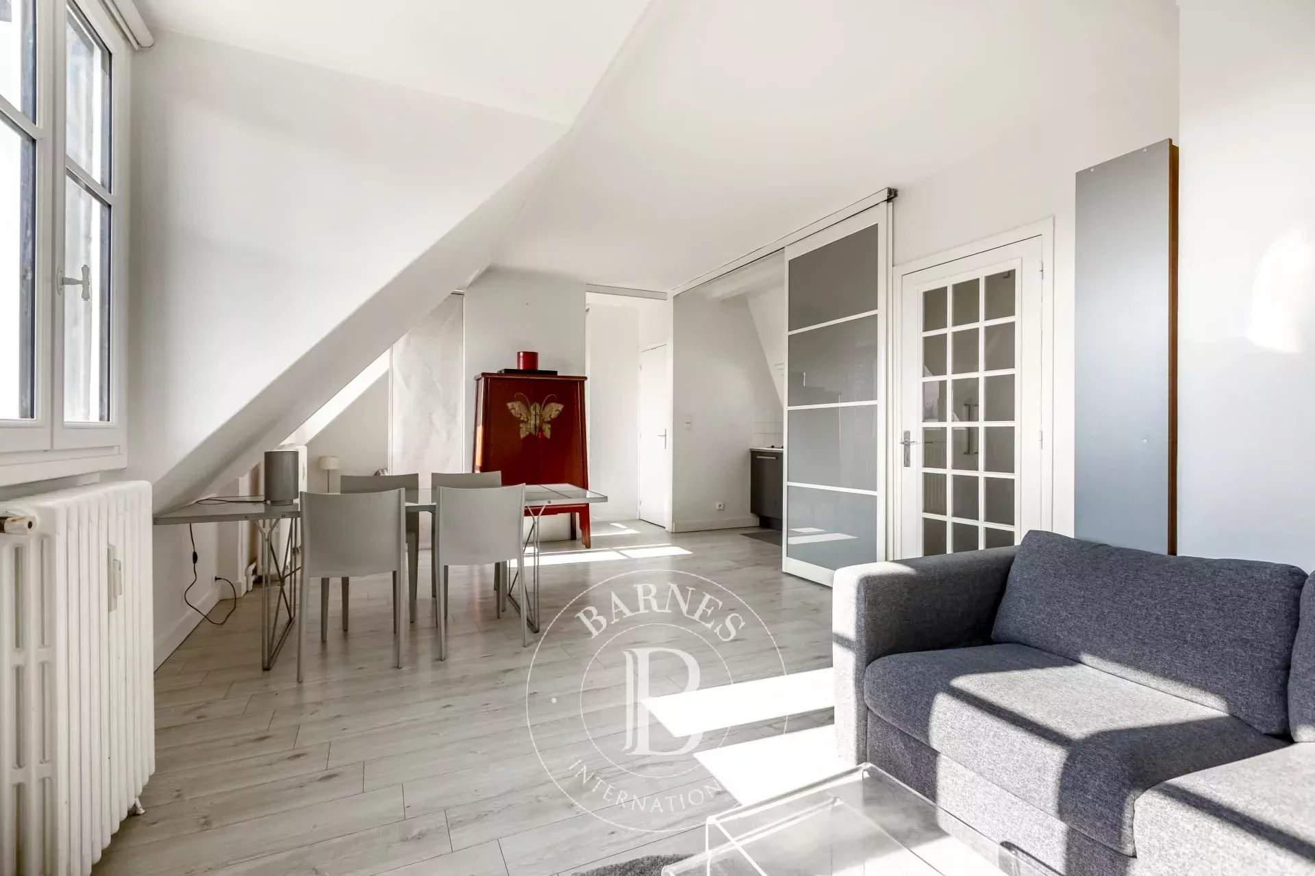 Paris  - Apartment 1 Bedroom - picture 1