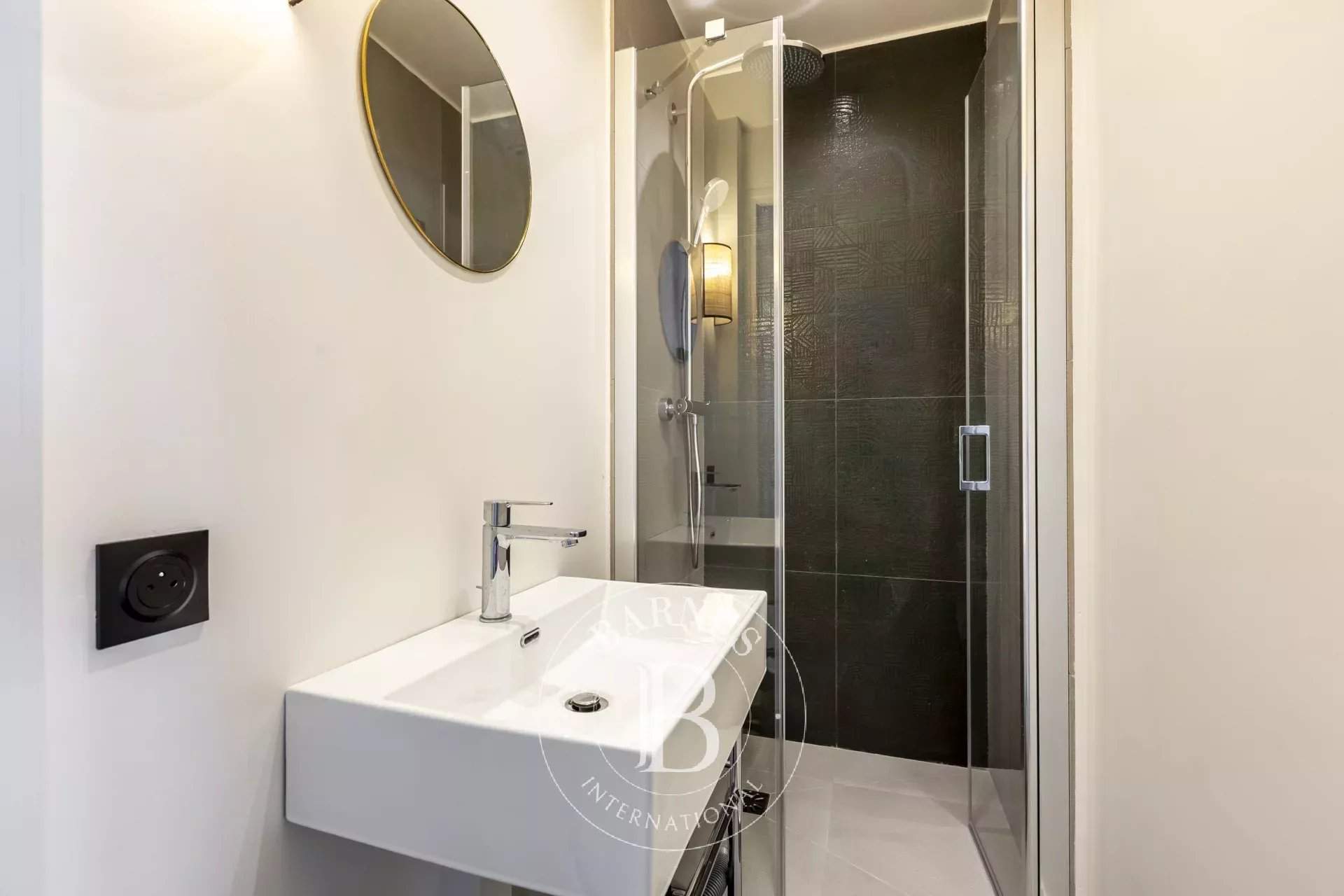 Paris  - Apartment 2 Bedrooms - picture 8