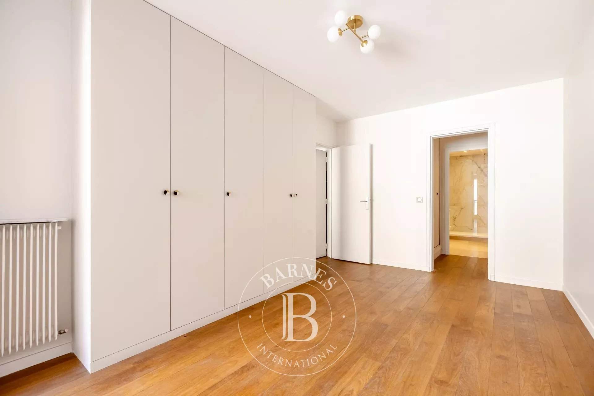 Paris  - Appartement 3 Pi&egrave;ces 2 Chambres - picture 11