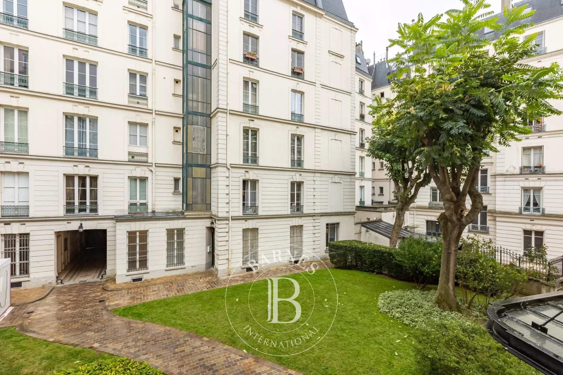 Paris  - Apartment 2 Bedrooms - picture 16