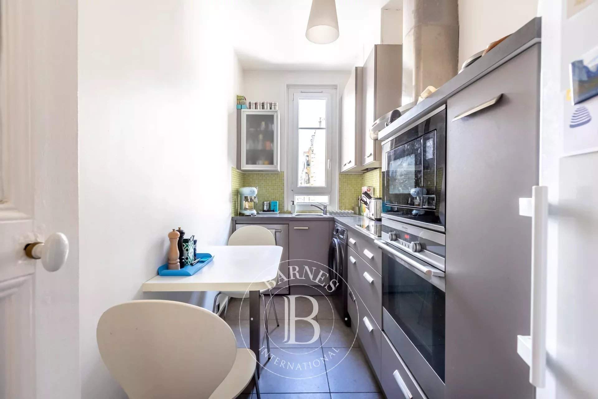 Paris  - Appartement 3 Pi&egrave;ces 2 Chambres - picture 5