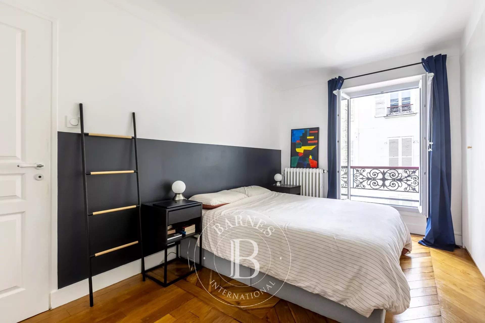 Paris  - Apartment 2 Bedrooms - picture 9