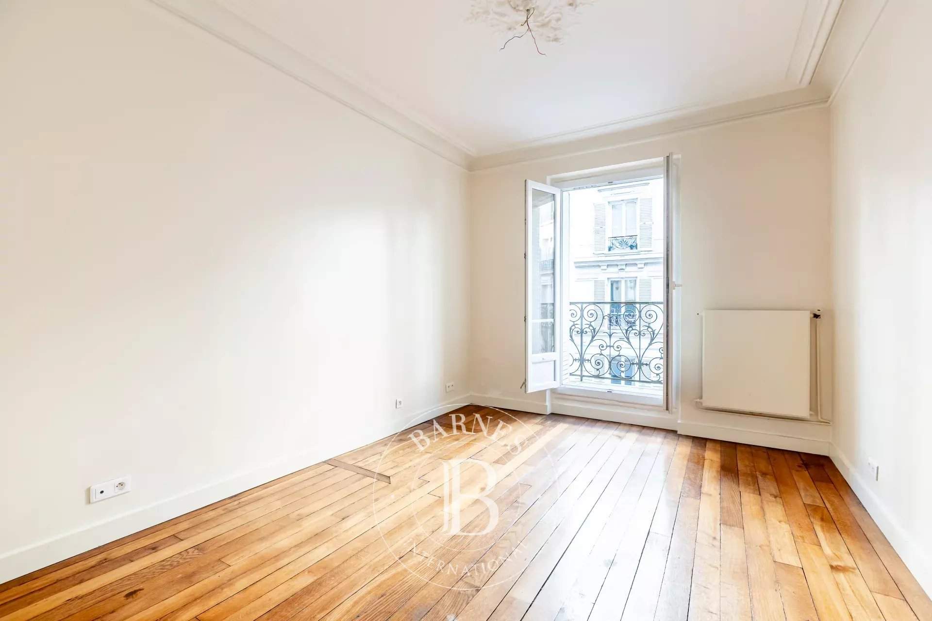 Paris  - Appartement 3 Pi&egrave;ces 2 Chambres - picture 4