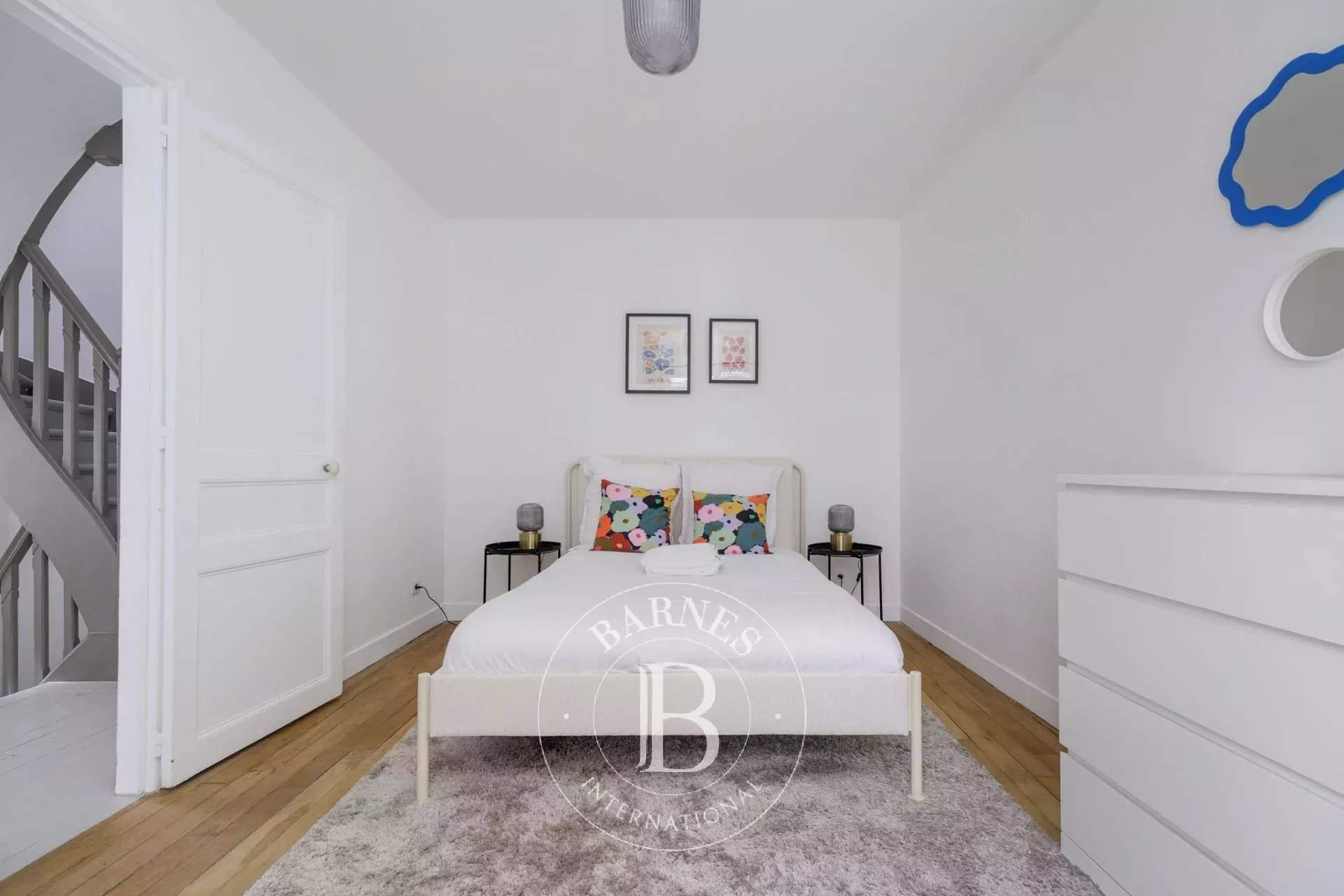 Paris  - Apartment 2 Bedrooms - picture 9