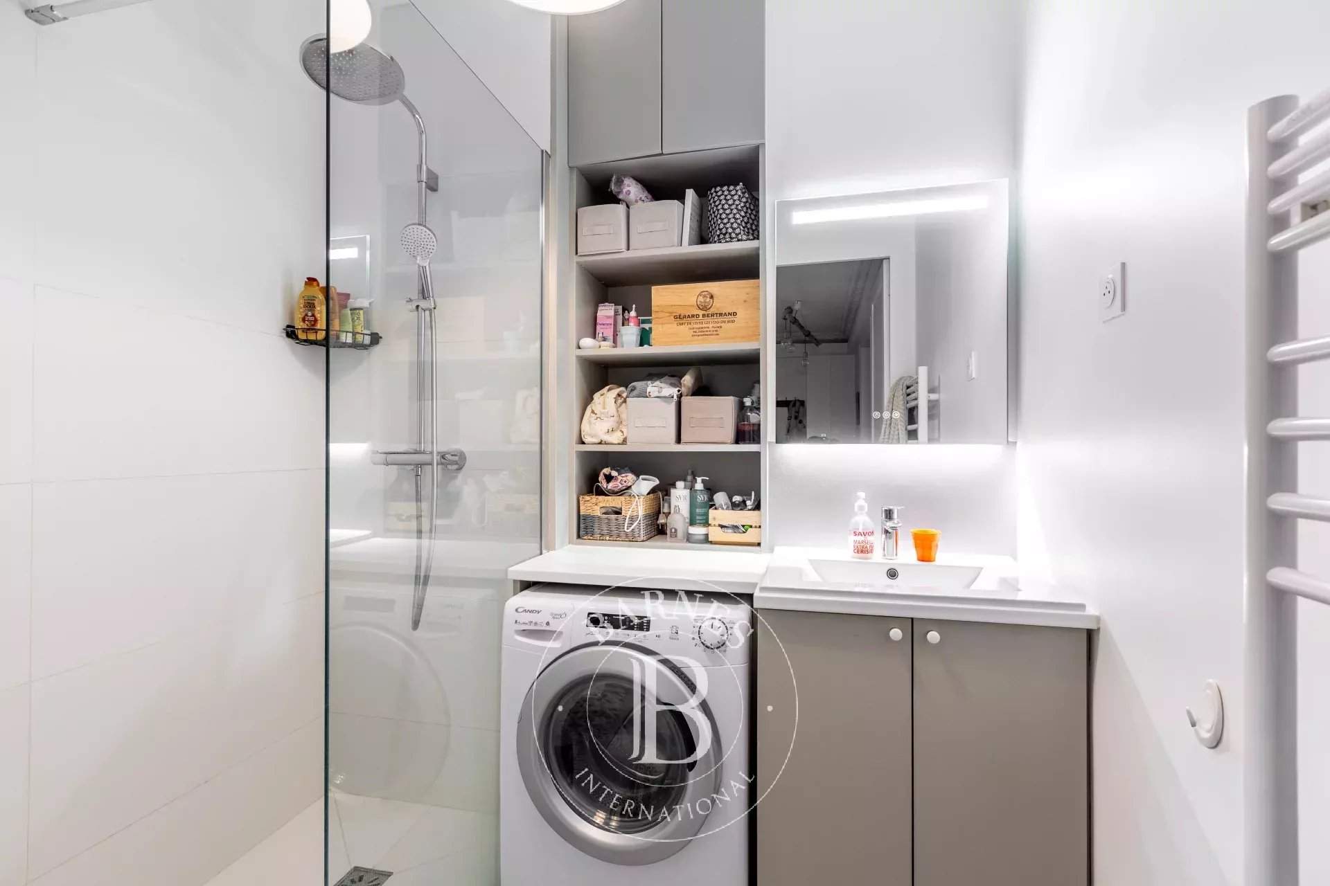 Paris  - Apartment 2 Bedrooms - picture 9