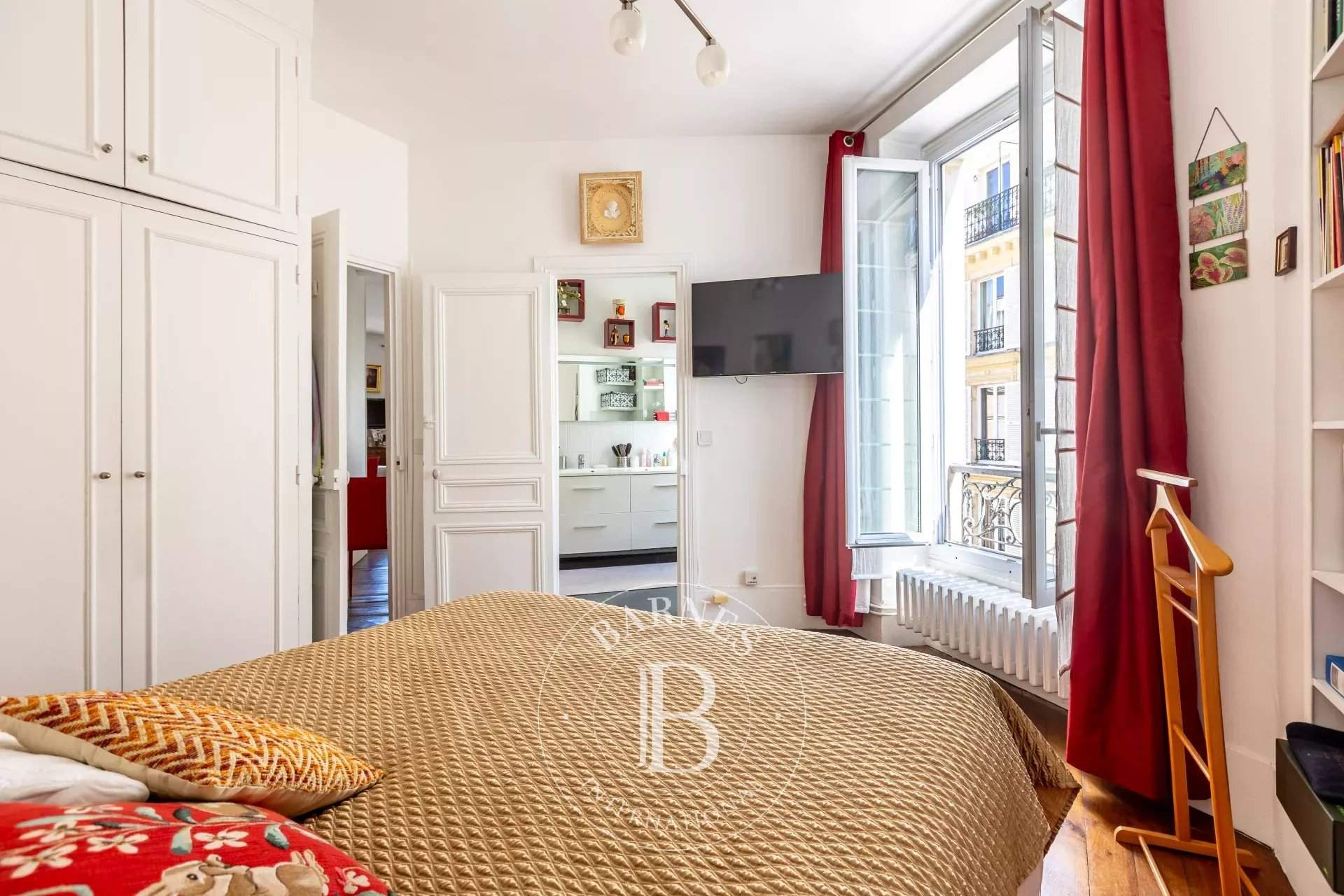 Paris  - Appartement 3 Pi&egrave;ces 2 Chambres - picture 8