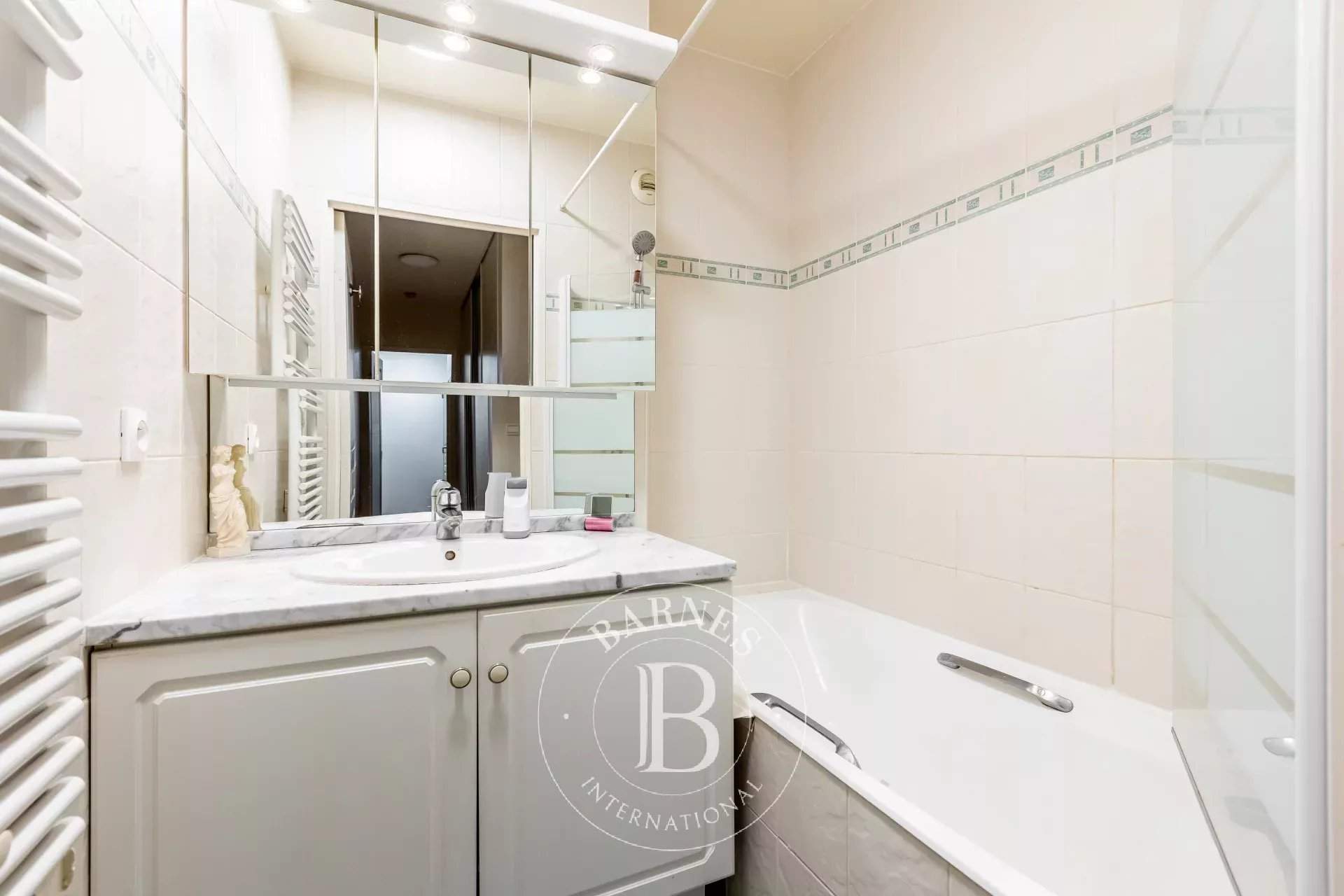 Paris  - Appartement 2 Pi&egrave;ces, 1 Chambre - picture 12