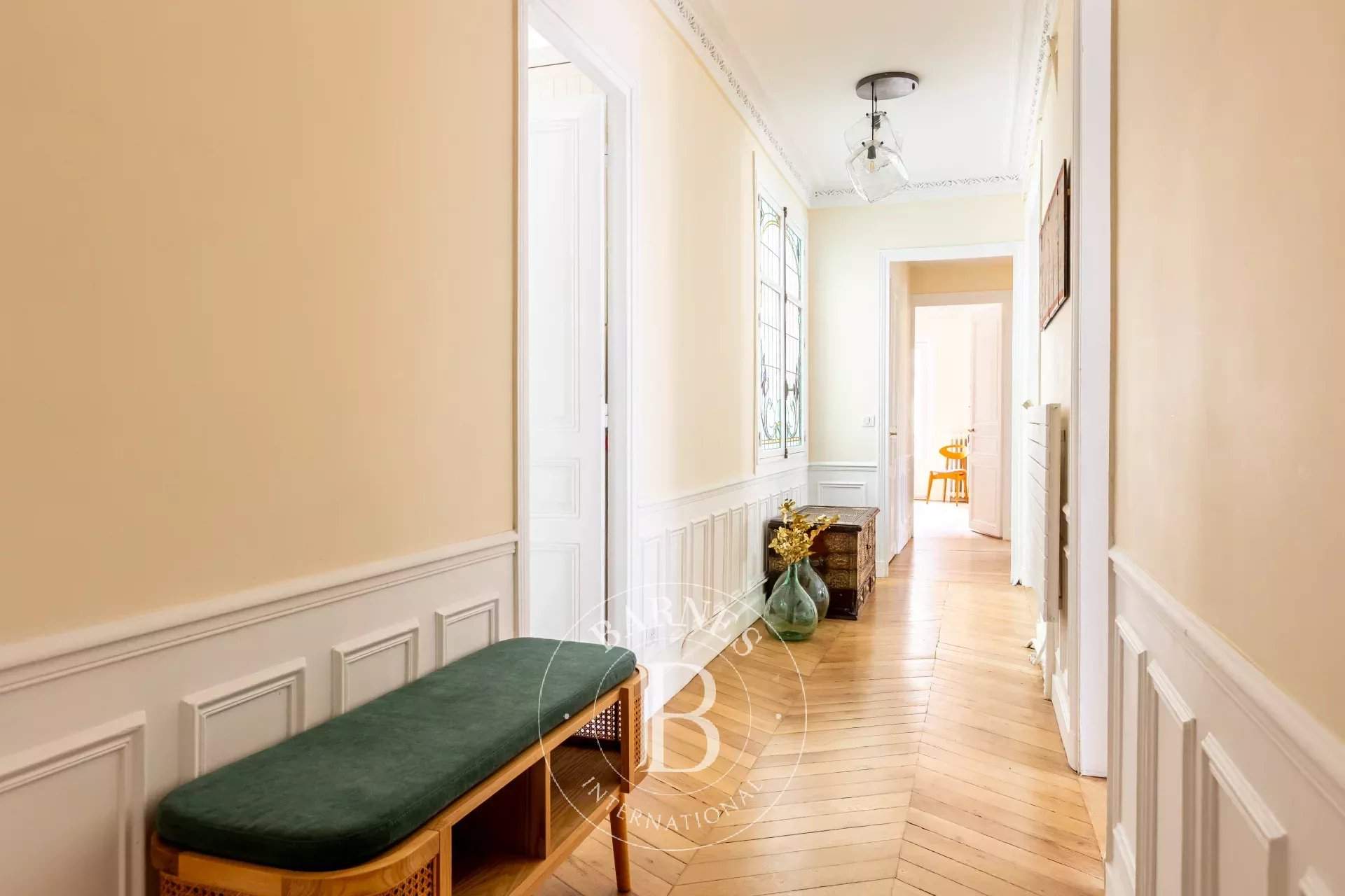 Paris  - Appartement 4 Pi&egrave;ces 2 Chambres - picture 8