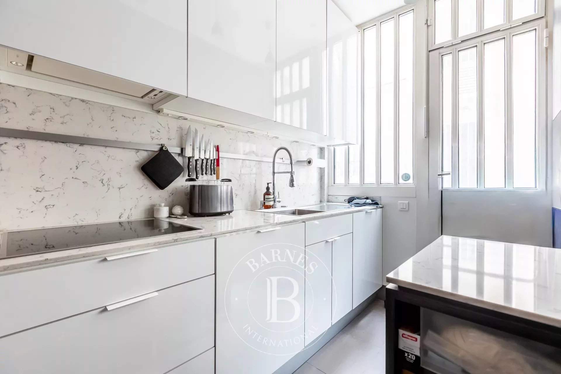 Paris  - Apartment 2 Bedrooms - picture 8