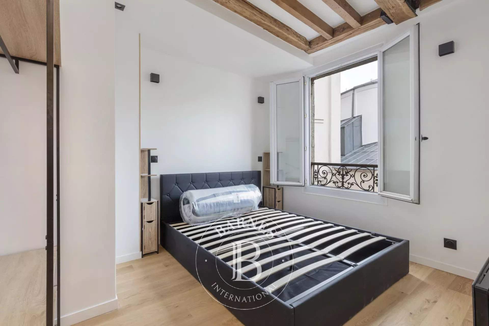 Paris  - Apartment 1 Bedroom - picture 2