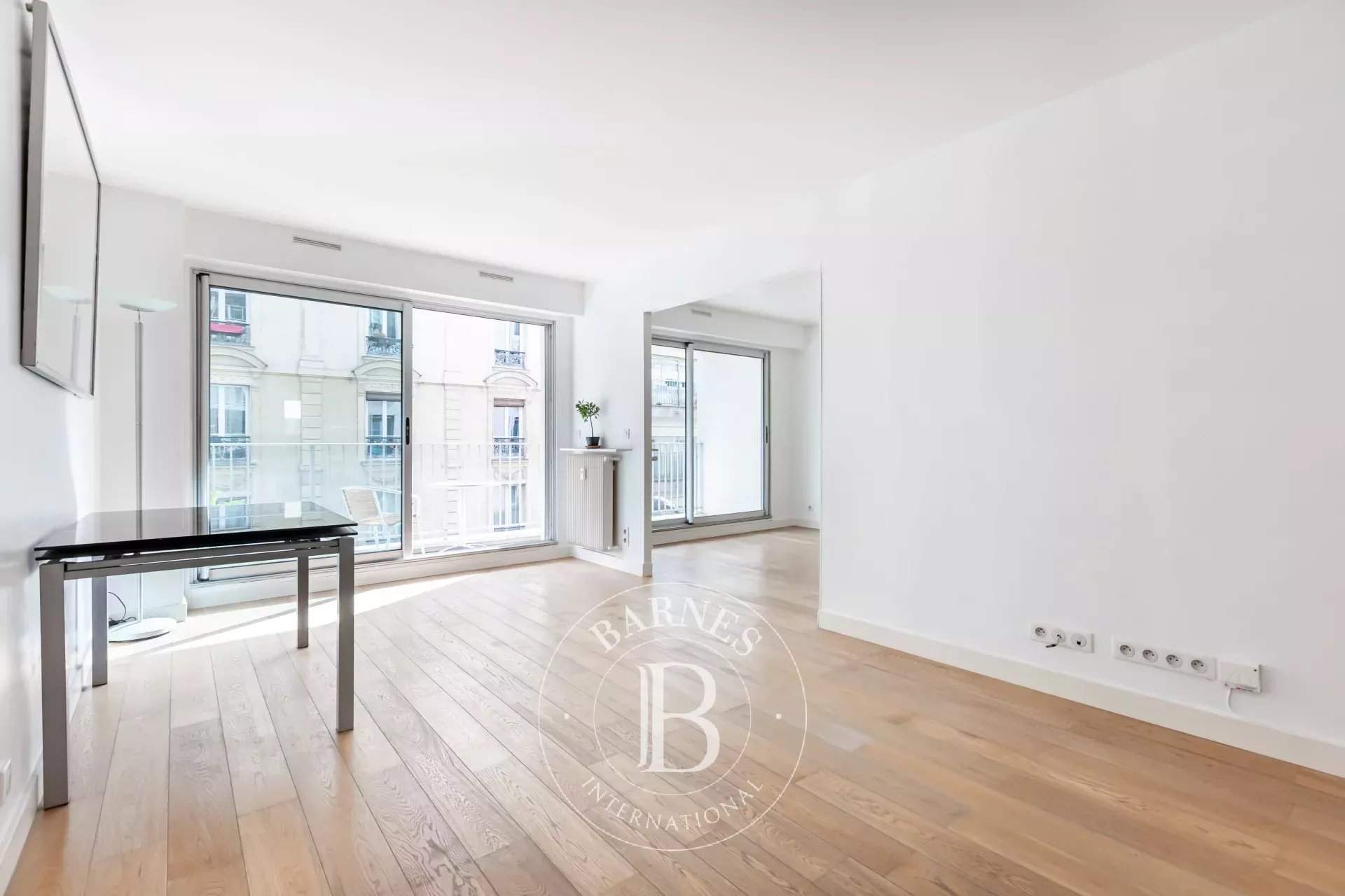 Paris  - Piso 3 Cuartos 2 Habitaciones - picture 2