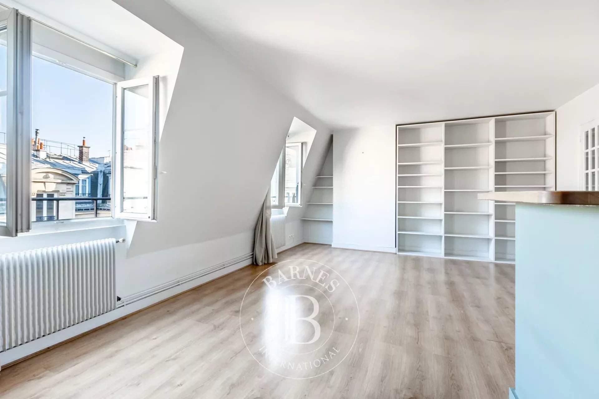 Paris  - Piso 2 Cuartos, 1 Habitacion - picture 1