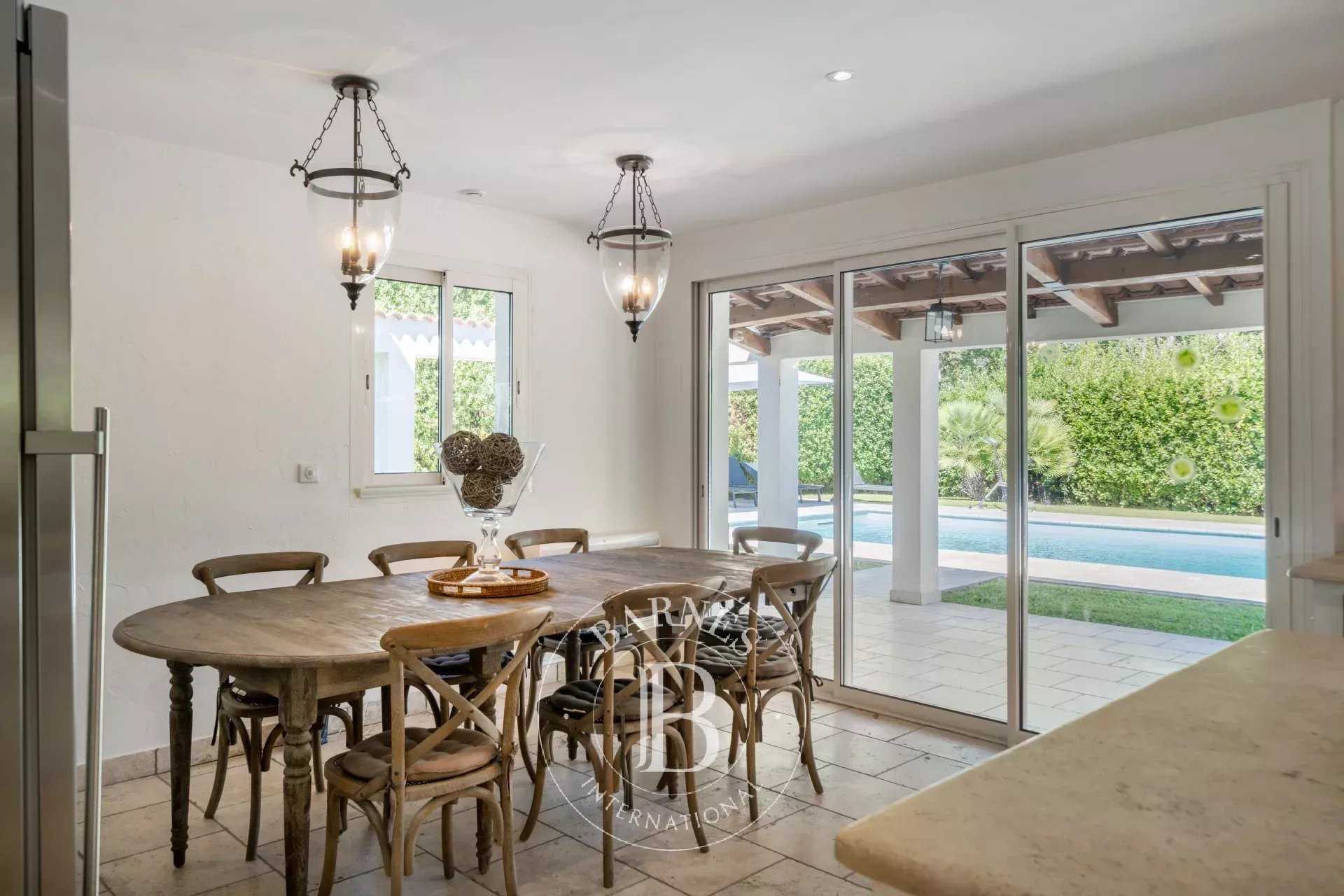 Mougins  - House 5 Bedrooms