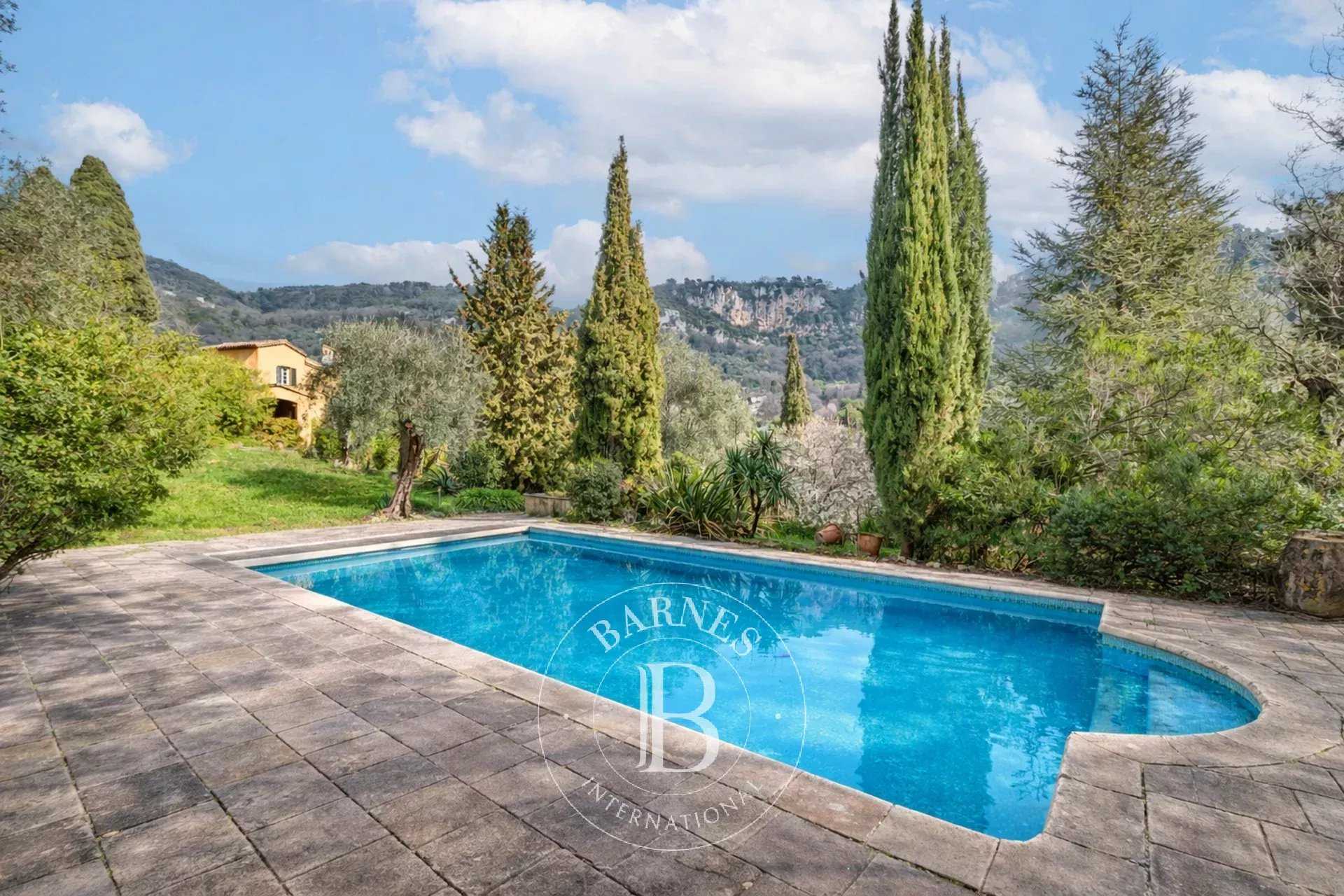 Grasse  - Bastide 5 Pi&egrave;ces 3 Chambres