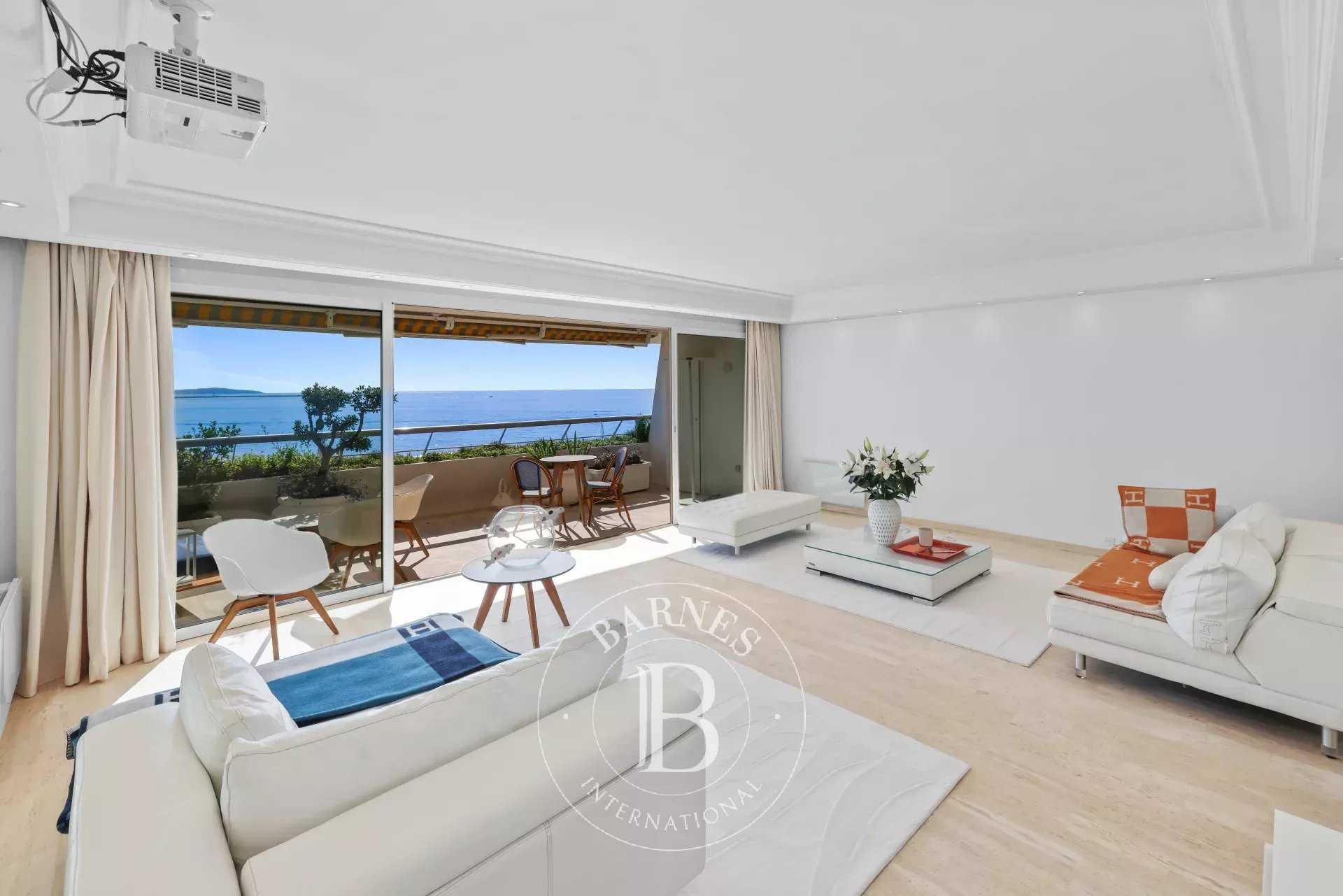 Villeneuve-Loubet  - Apartment 2 Bedrooms