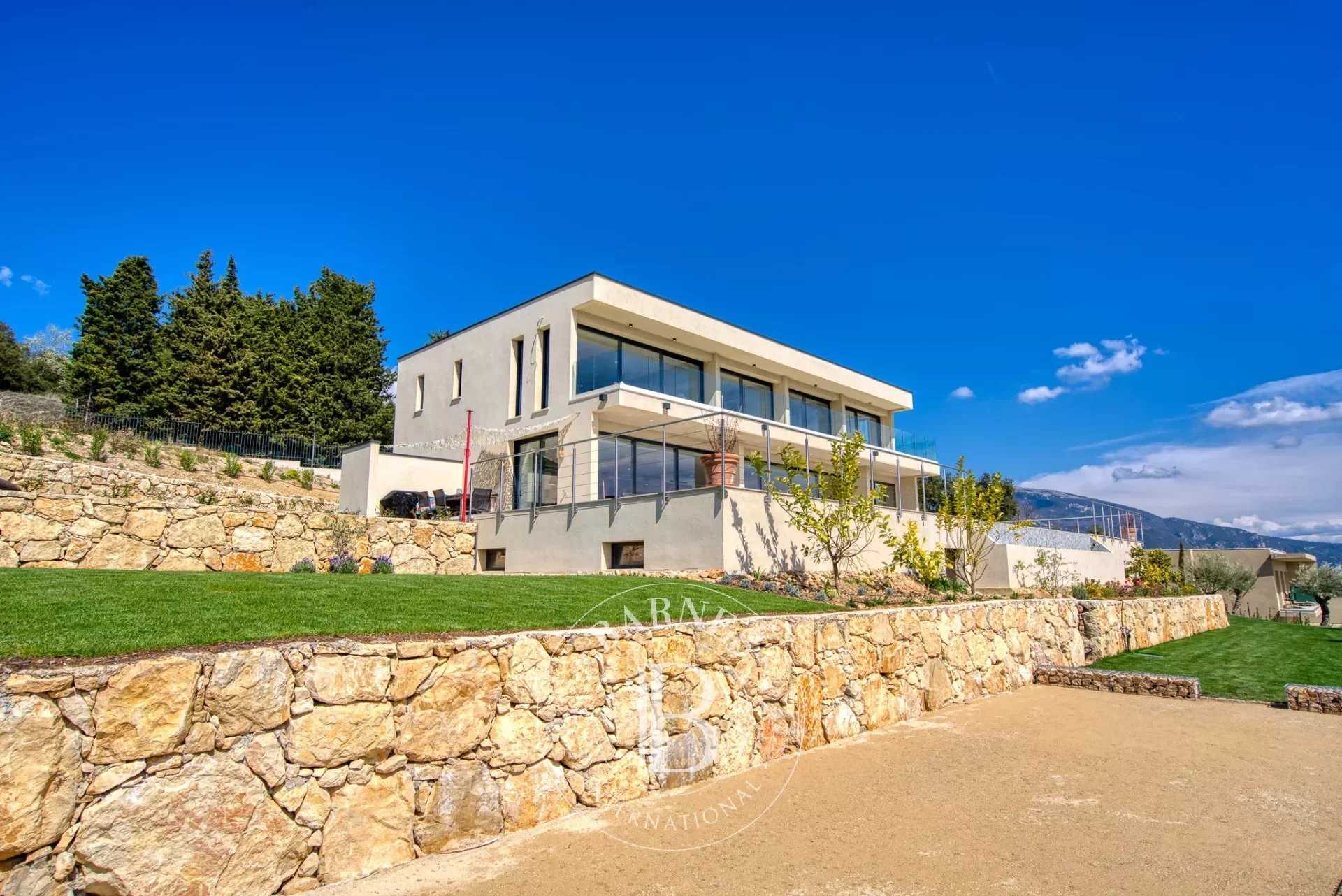 Châteauneuf-Grasse  - Villa  5 Chambres