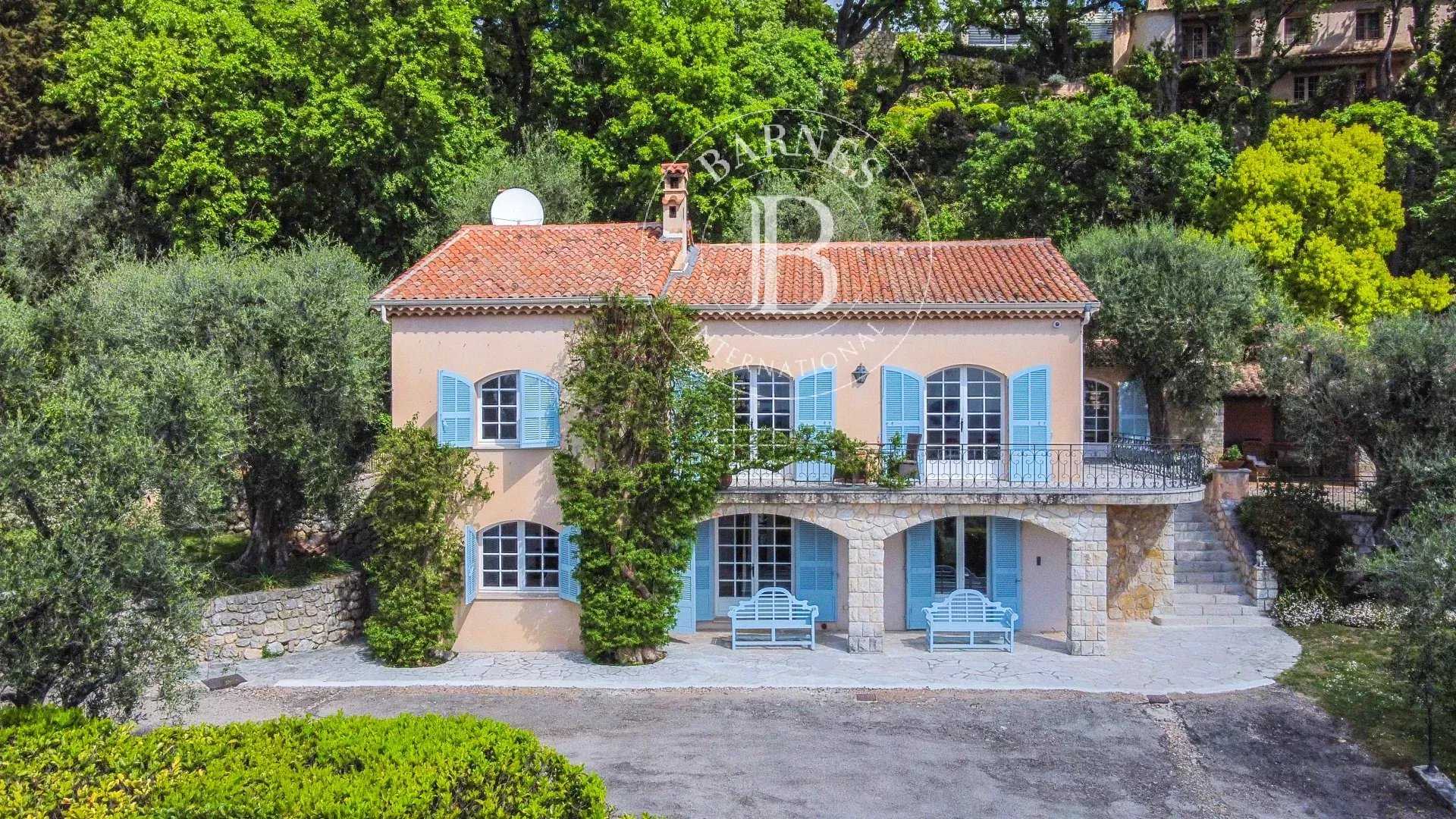 Châteauneuf-Grasse  - Villa 5 Bedrooms