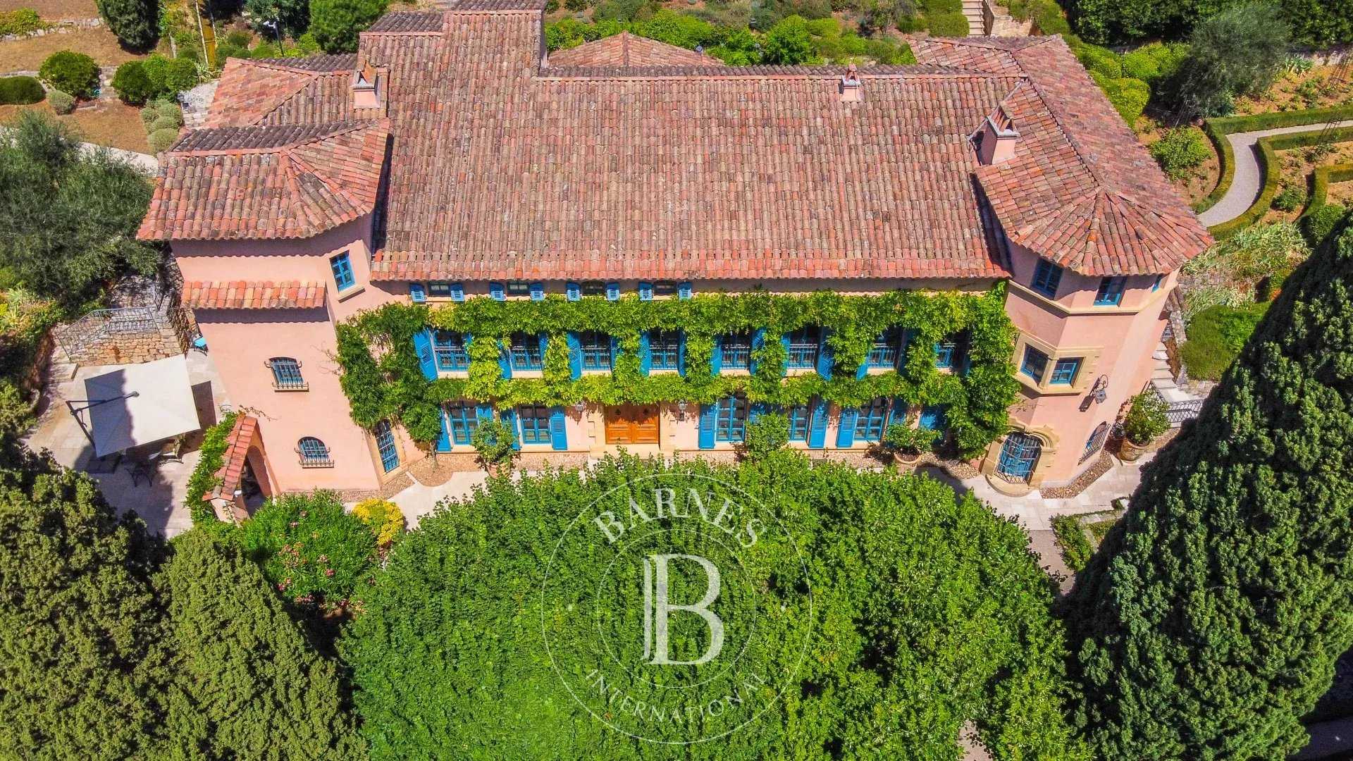Grasse  - Property 7 Bedrooms