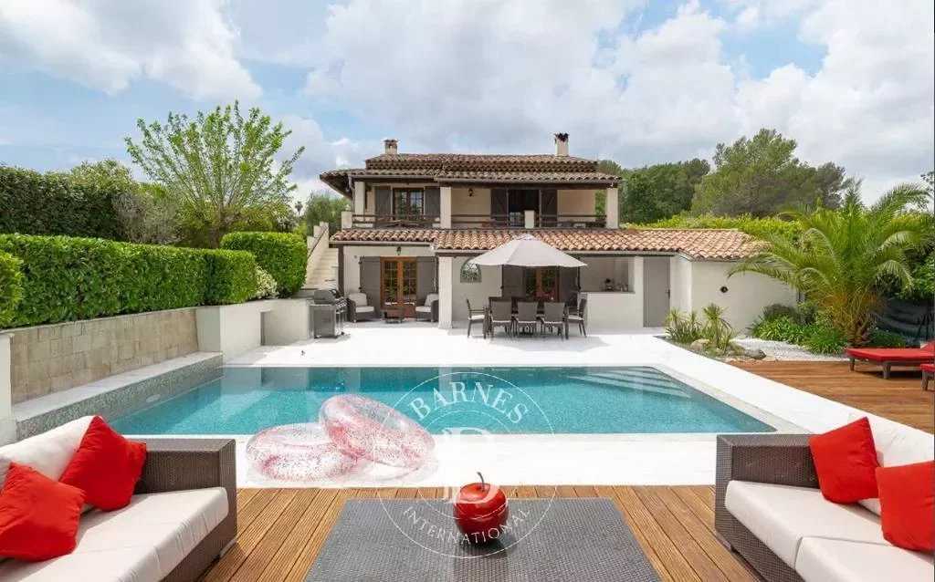 Provencal villa in Valbonne - 4 bedrooms - Pool picture 20