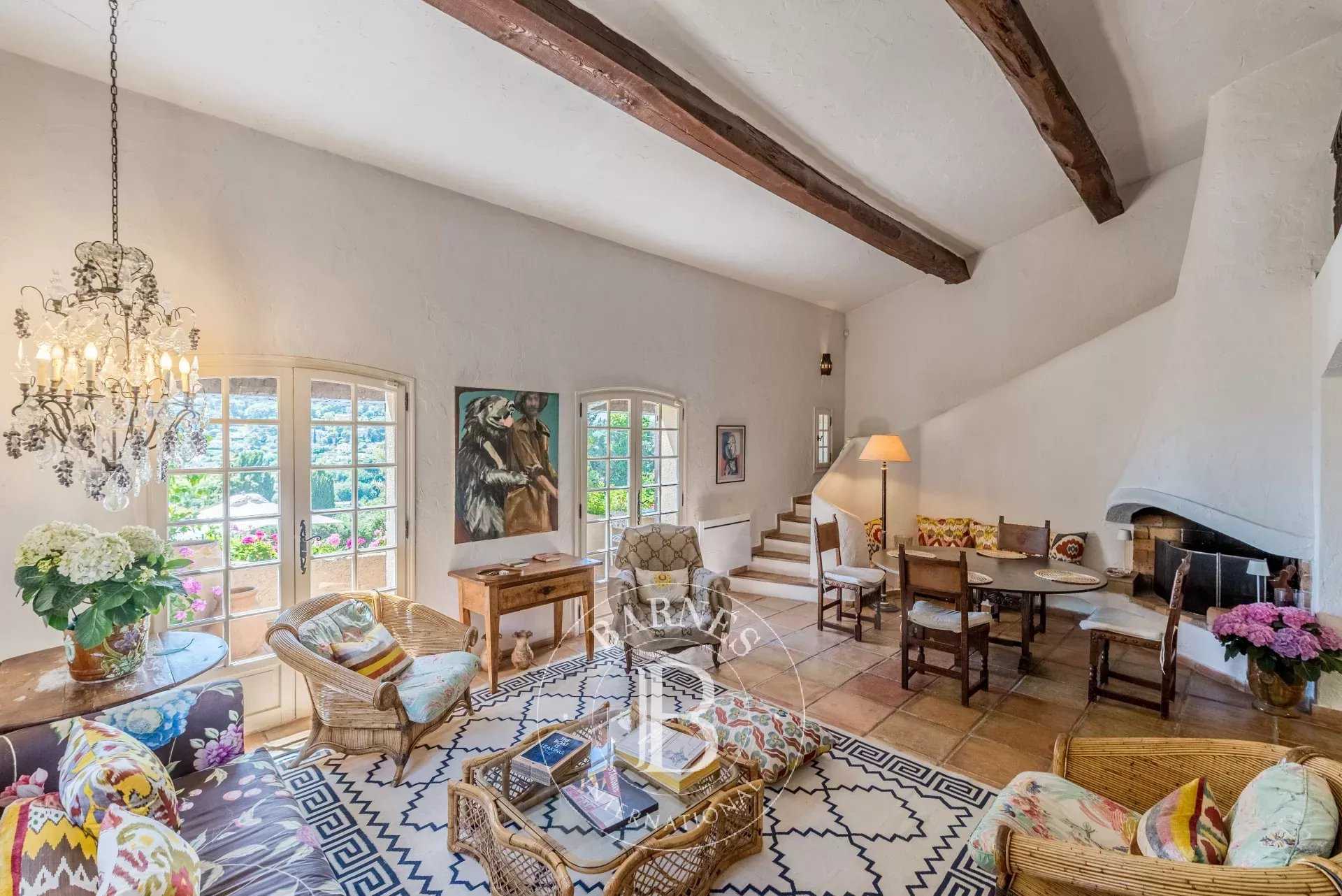 Mougins  - Maison 5 Pi&egrave;ces 4 Chambres