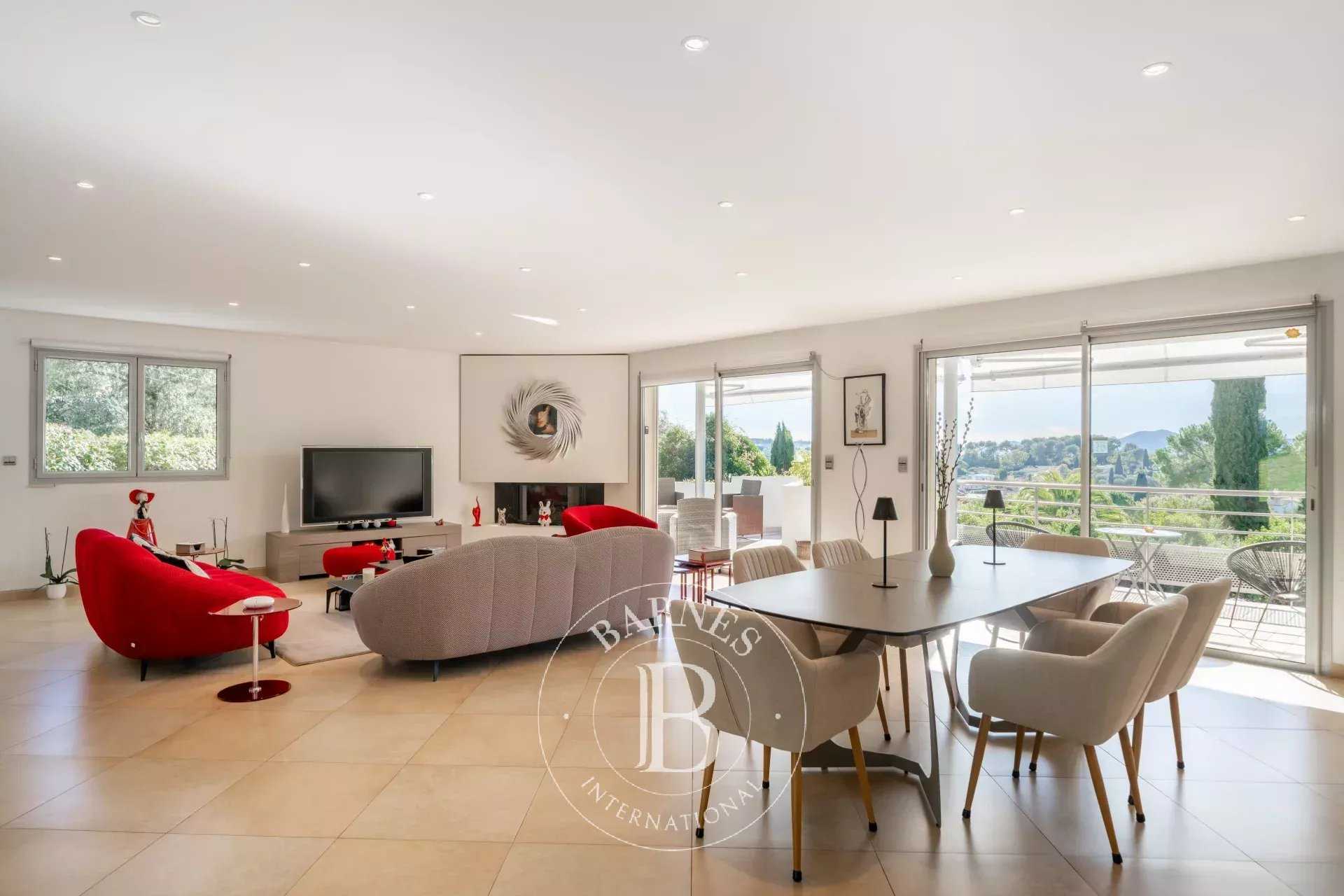 Mougins  - Villa 6 Pièces 4 Chambres