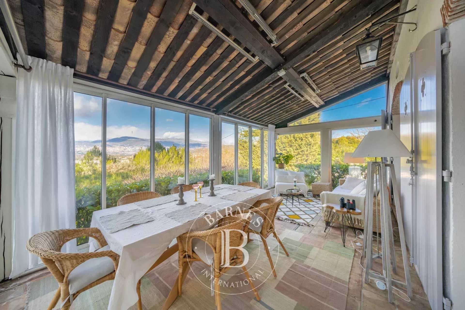 Mougins  - Maison 6 Pi&egrave;ces 4 Chambres