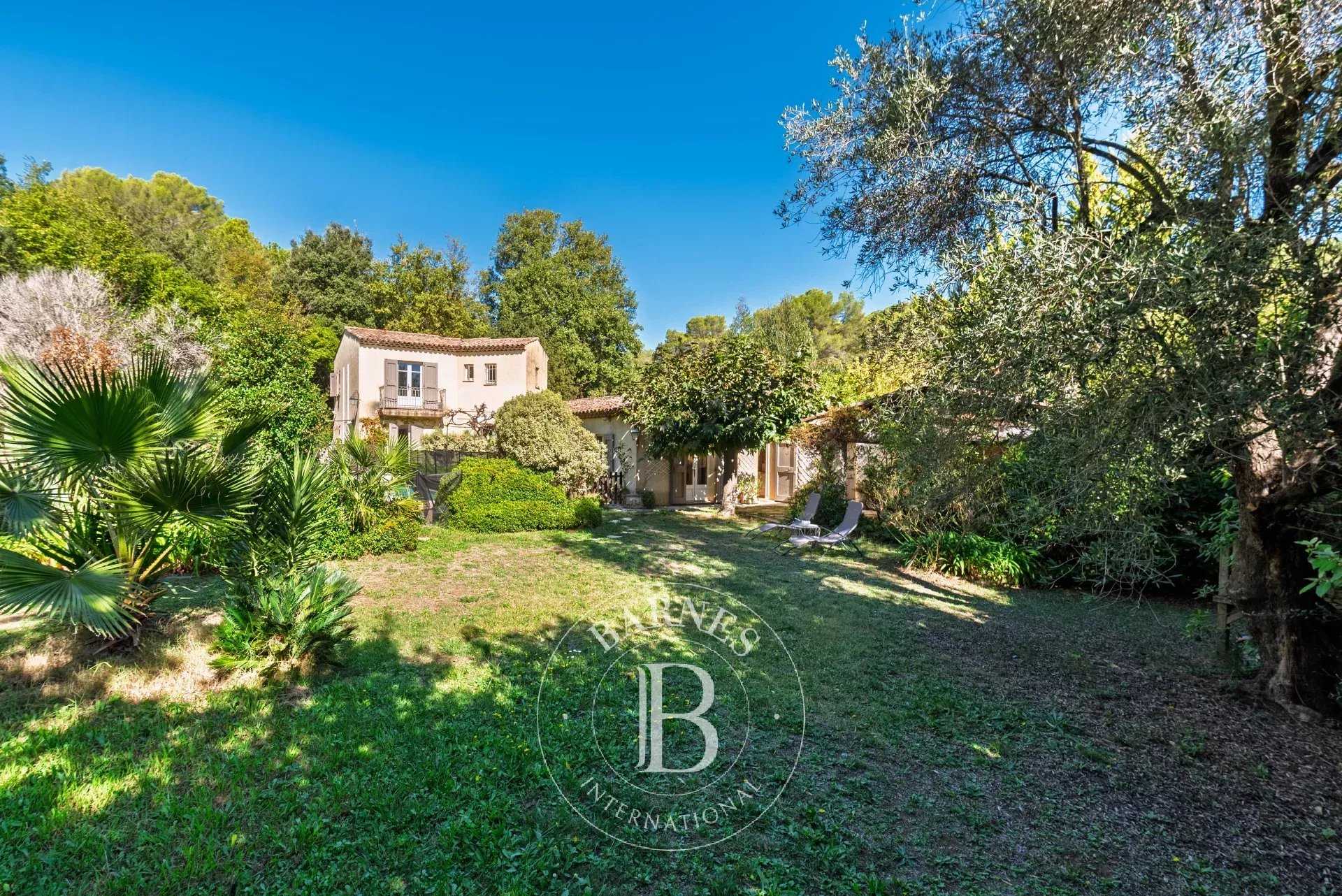 Roquefort-les-Pins  - Villa 4 Bedrooms