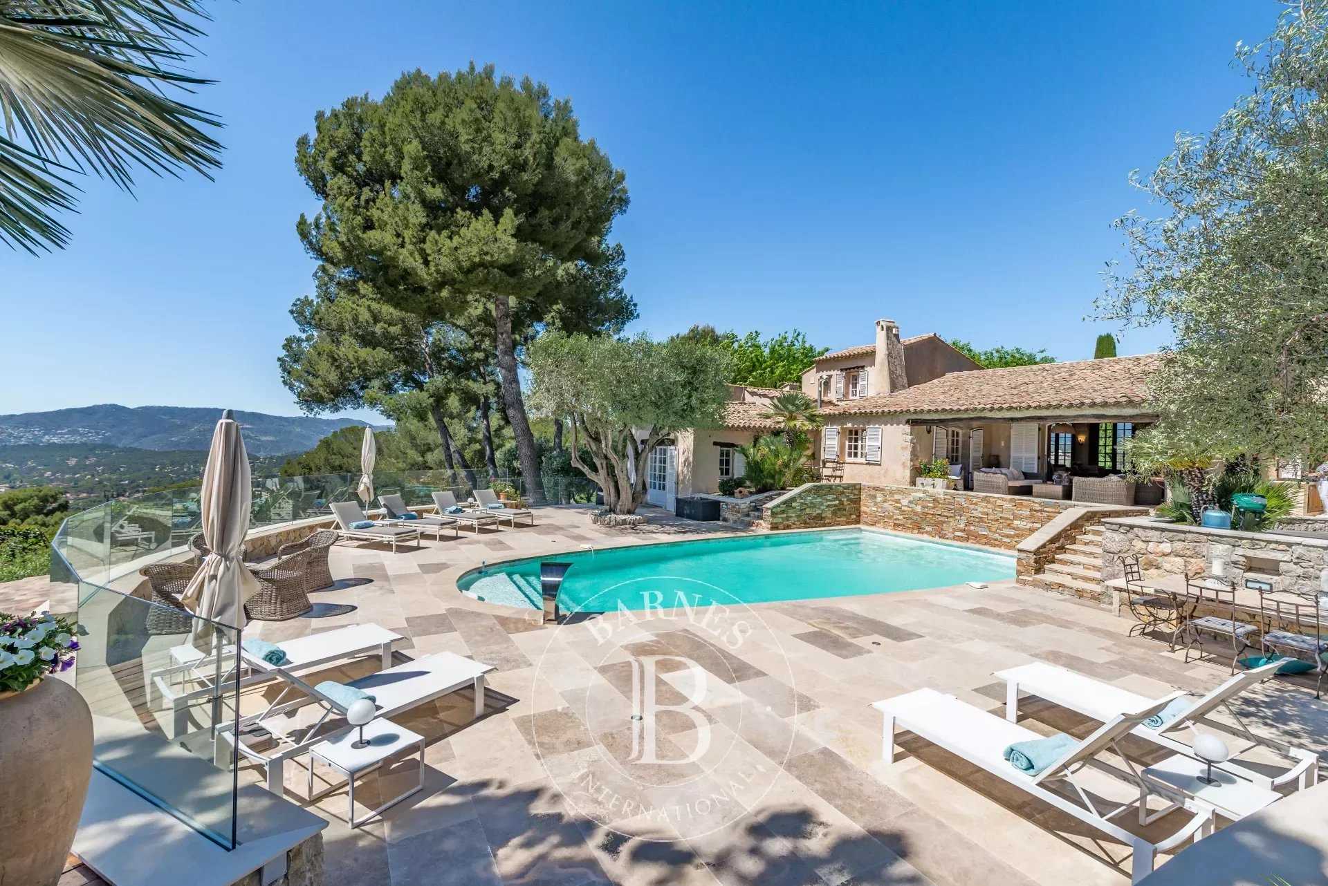 Mougins - Private estate - Bastide  - 6 Bedrooms - Panoramic sea view - Swimming pool picture 20