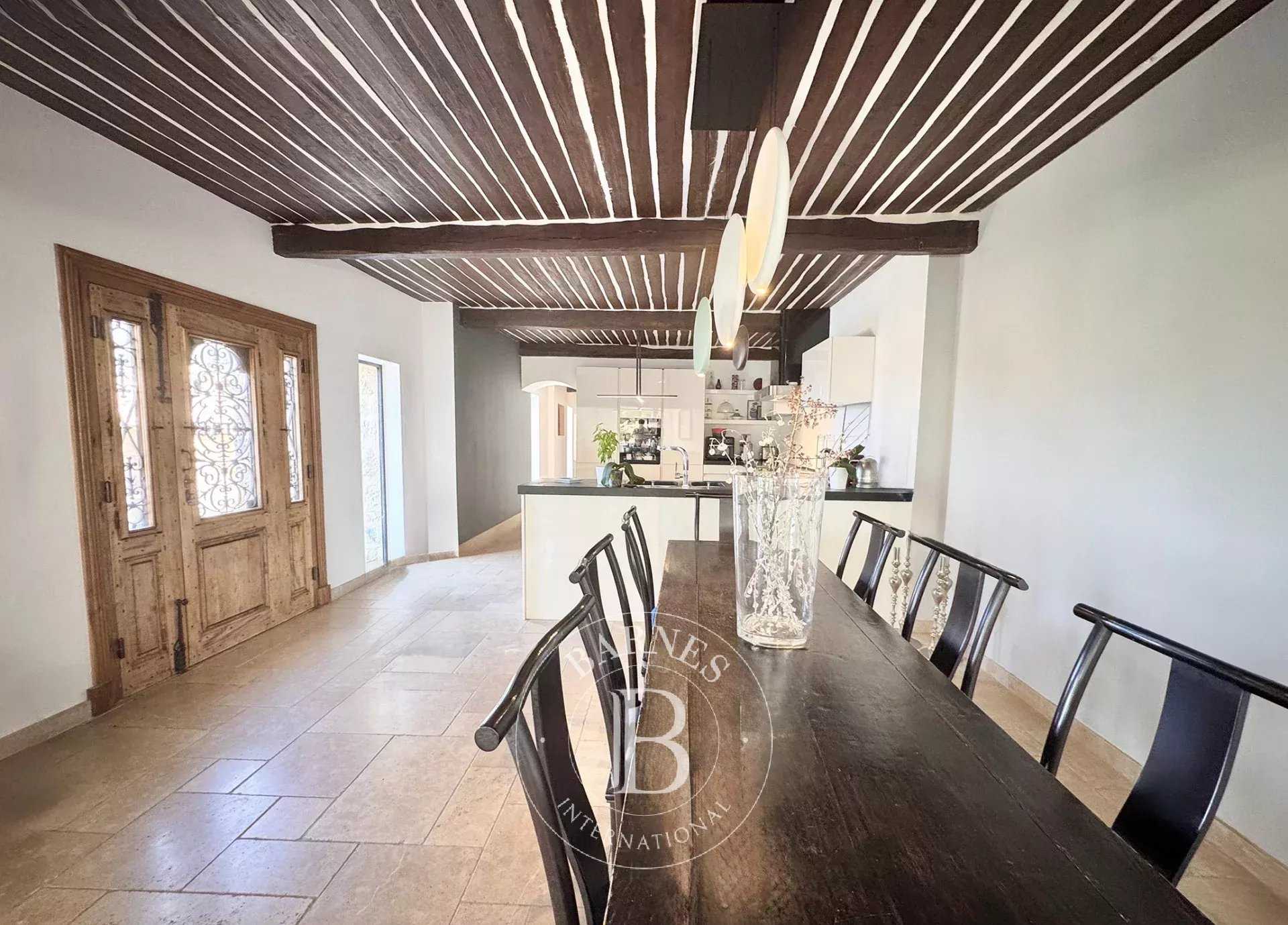 Grasse  - Bastide 7 Pi&egrave;ces 5 Chambres