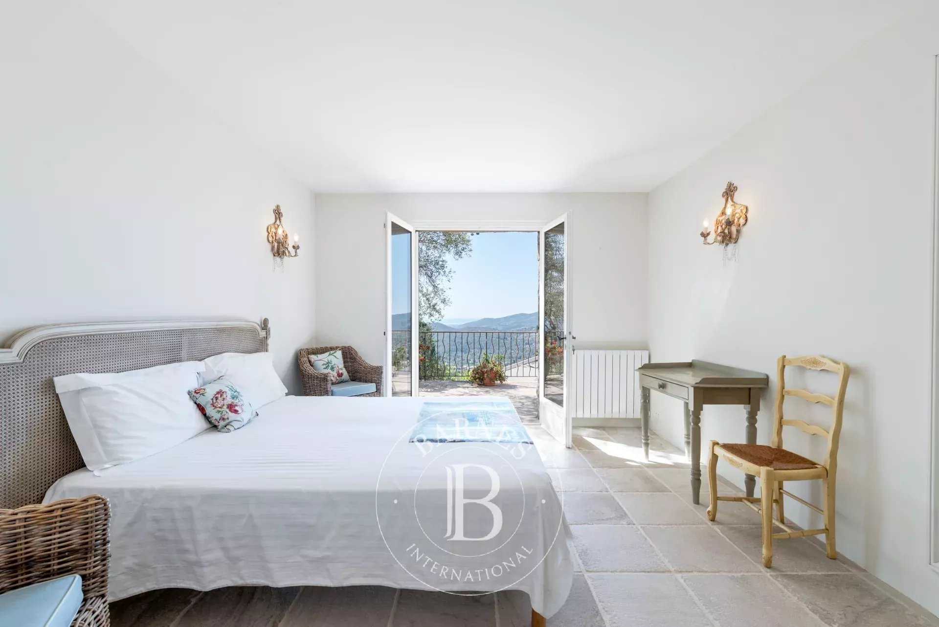 Spéracèdes  - Villa 6 Cuartos 4 Habitaciones